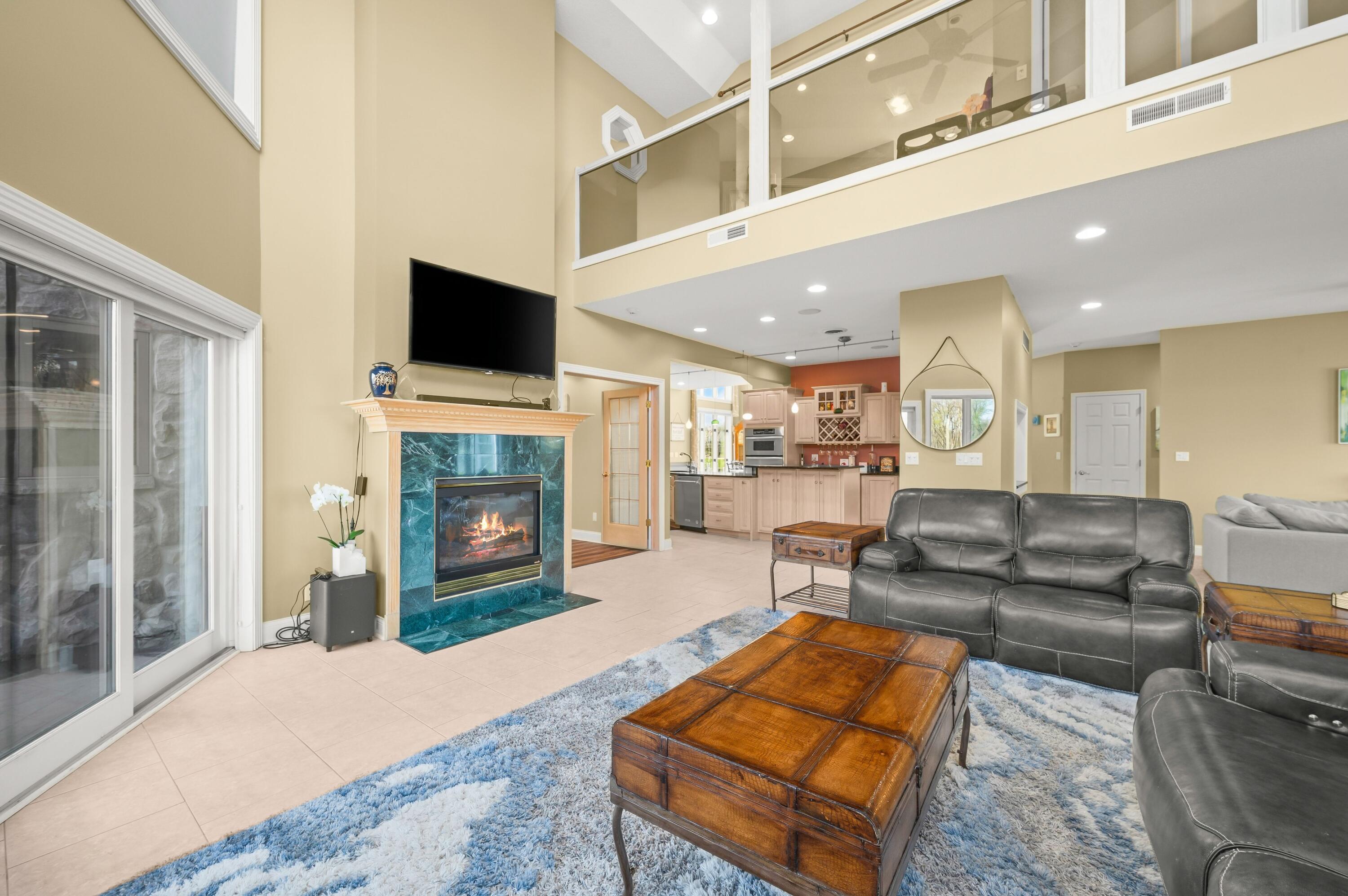 2349 Riverside Pointe Drive Property Photo 8