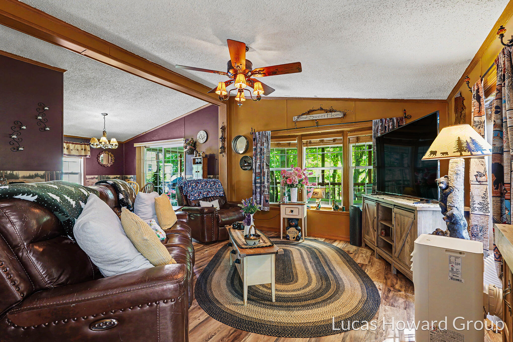 8746 S Shepherd Road Property Photo 5