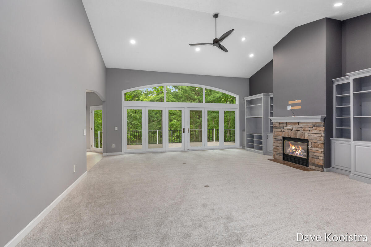 5133 Streamside Court Ne Property Photo 13