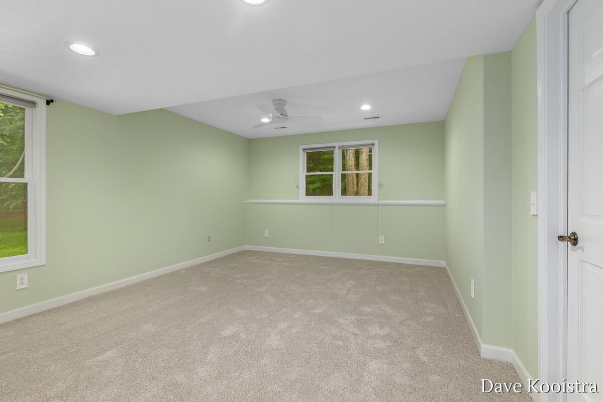 5133 Streamside Court Ne Property Photo 38