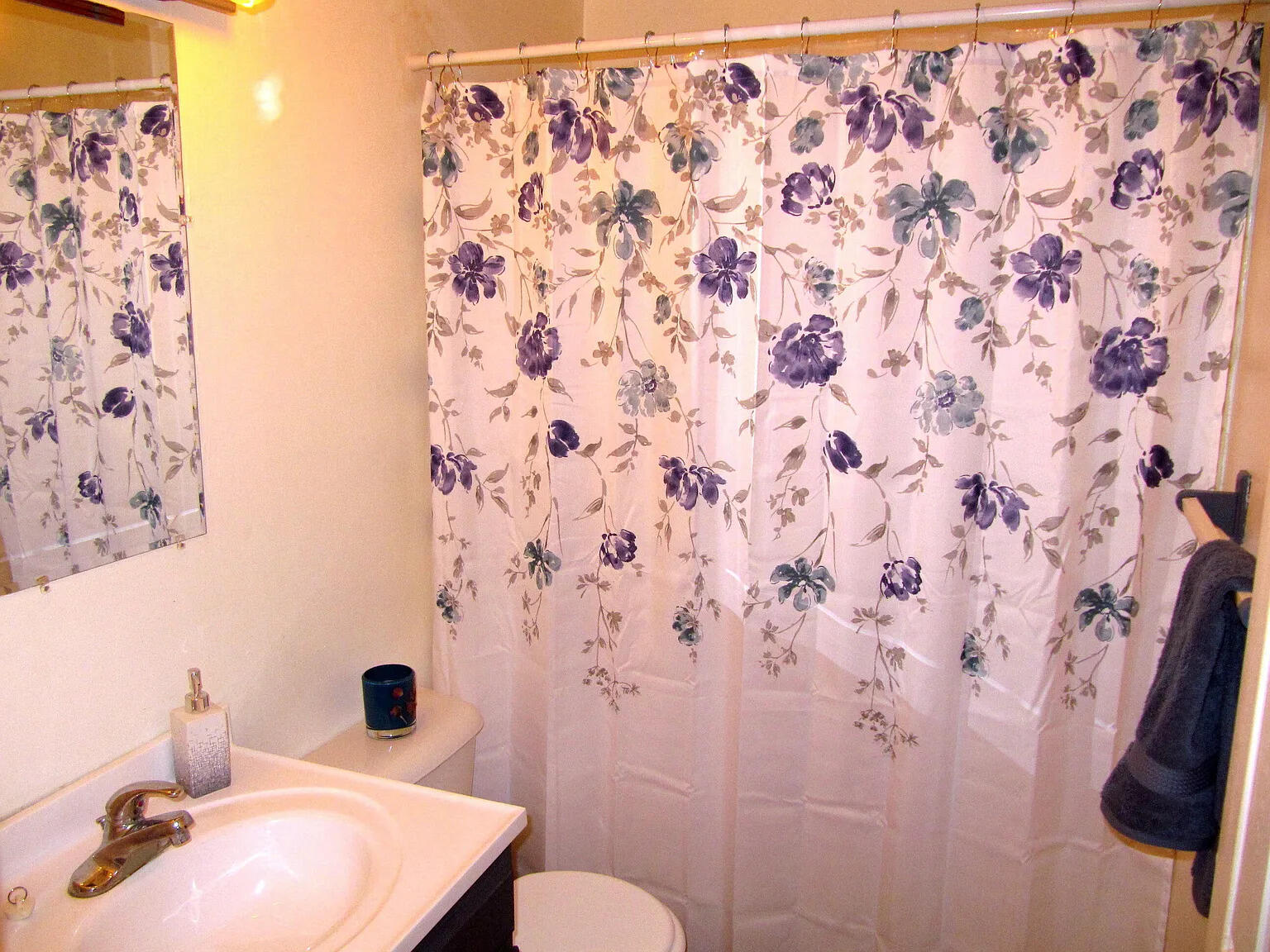 1021 Avondale Circle Property Photo 10