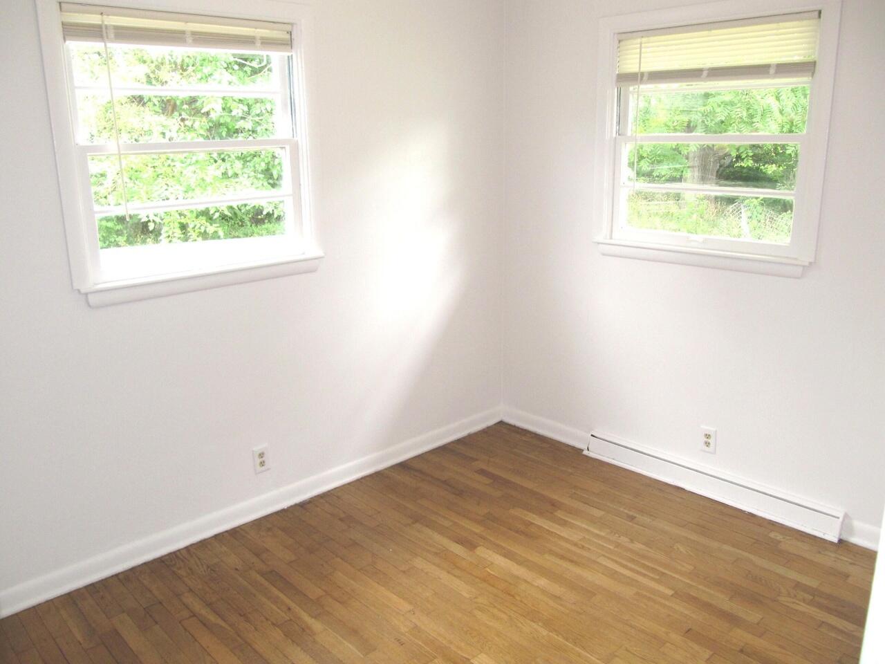 1021 Avondale Circle Property Photo 16