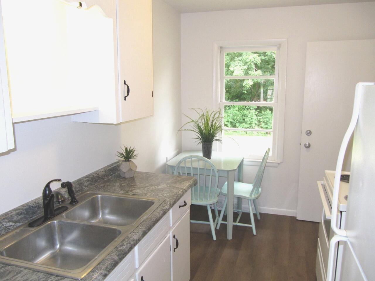 1021 Avondale Circle Property Photo 19