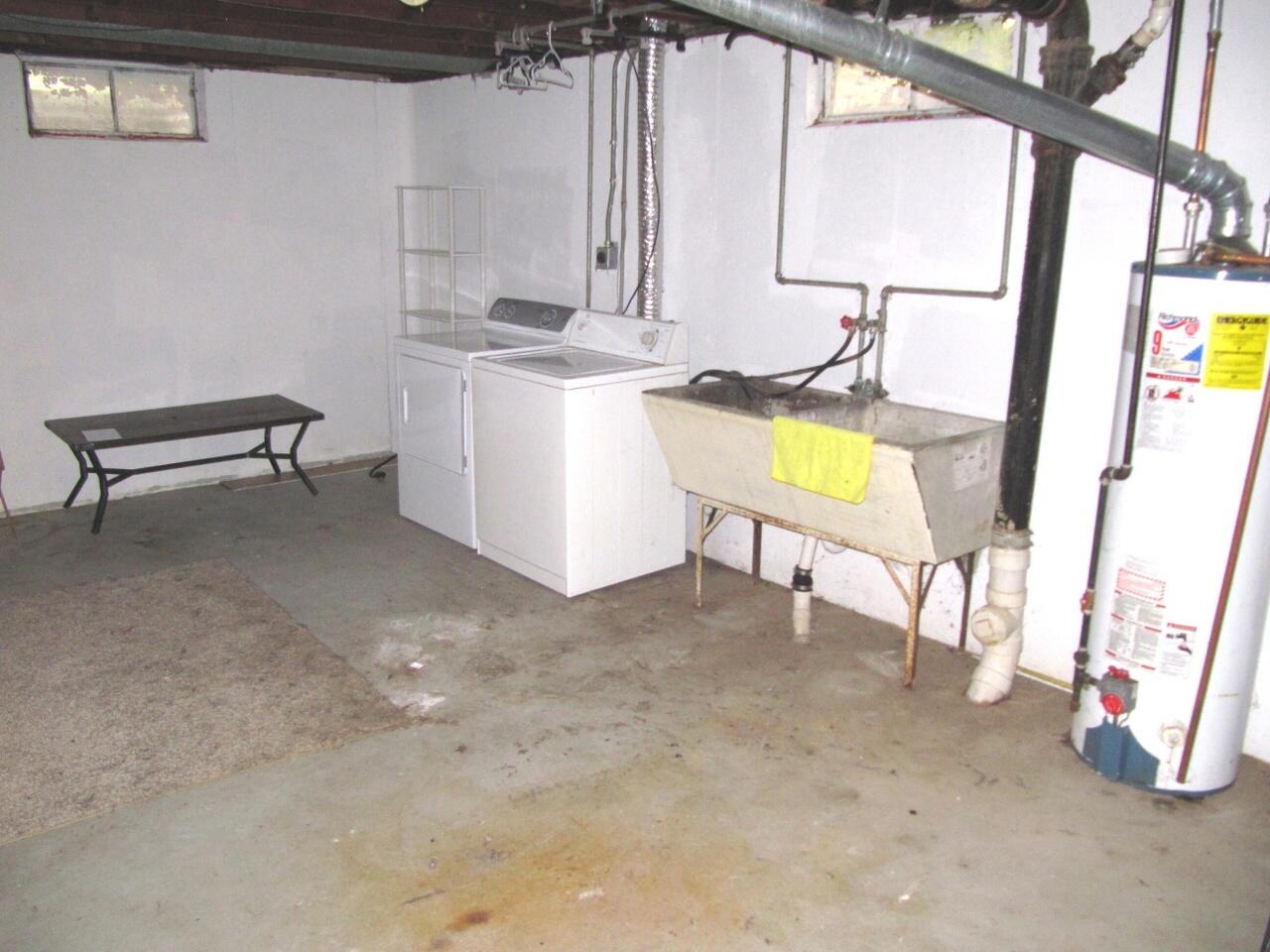 1021 Avondale Circle Property Photo 24