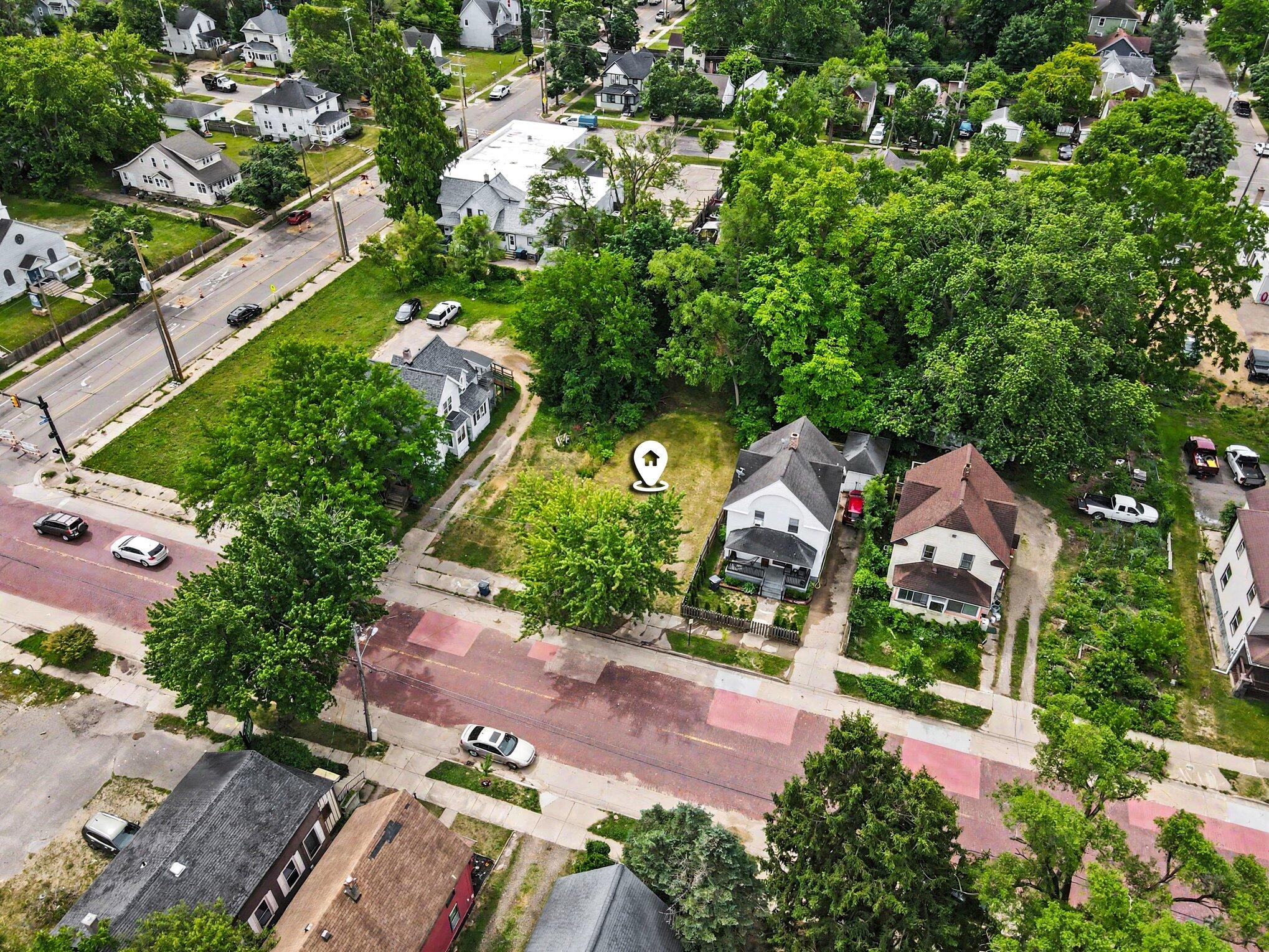 1016 E Vine Street Property Photo 9