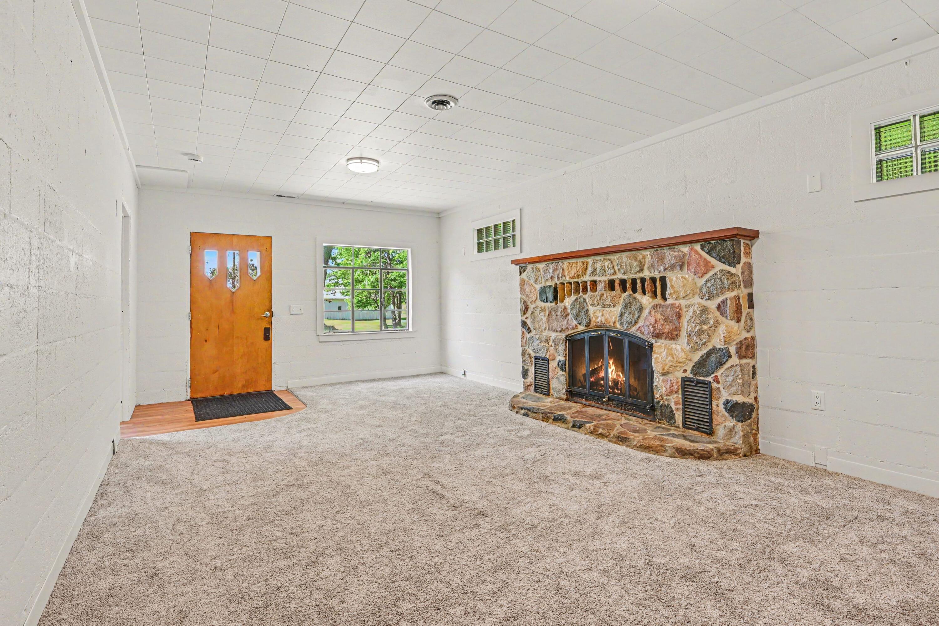 16077 M-216 Property Photo 13