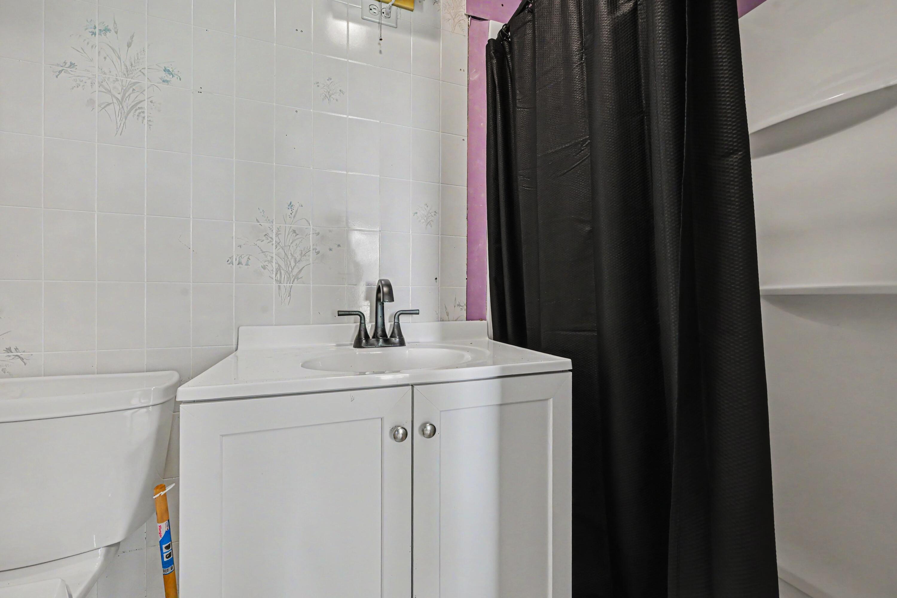 16077 M-216 Property Photo 14