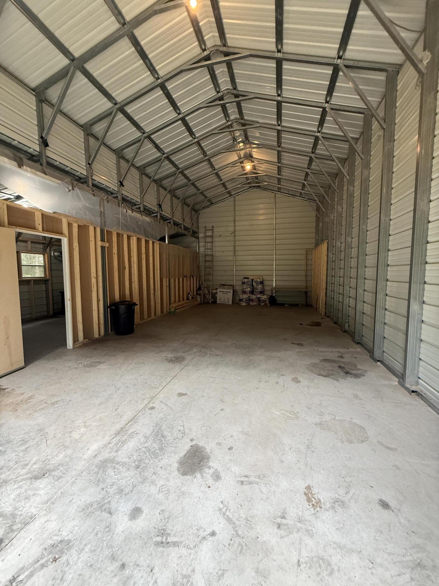 5910 S Shallow Drive Property Photo 12