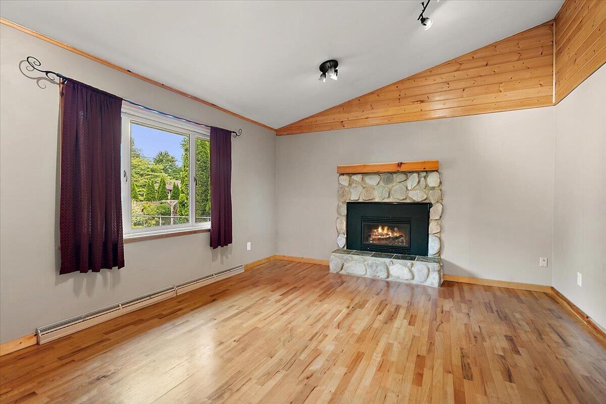 5866 Ponderosa Drive Property Photo 14
