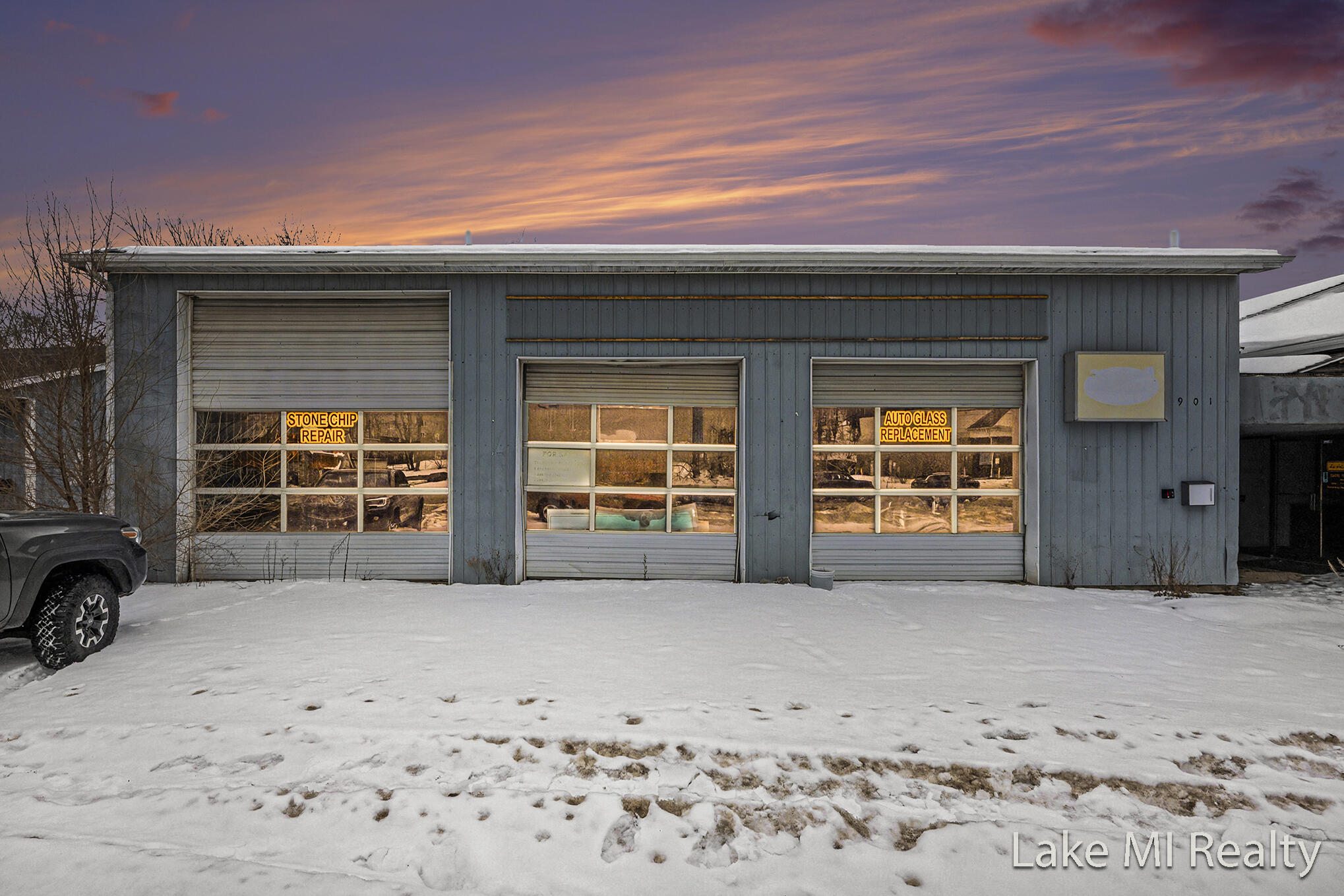 26030077 Property Photo 1