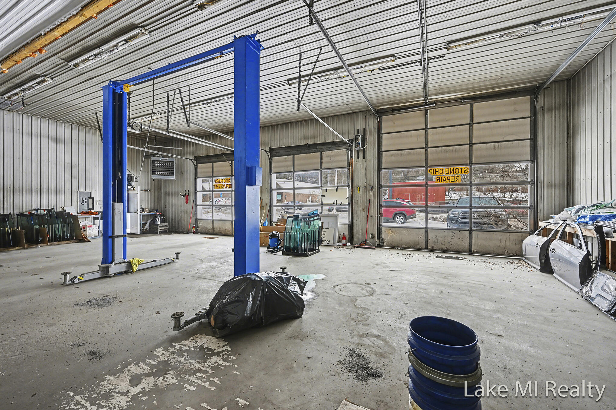 26030077 Property Photo 16