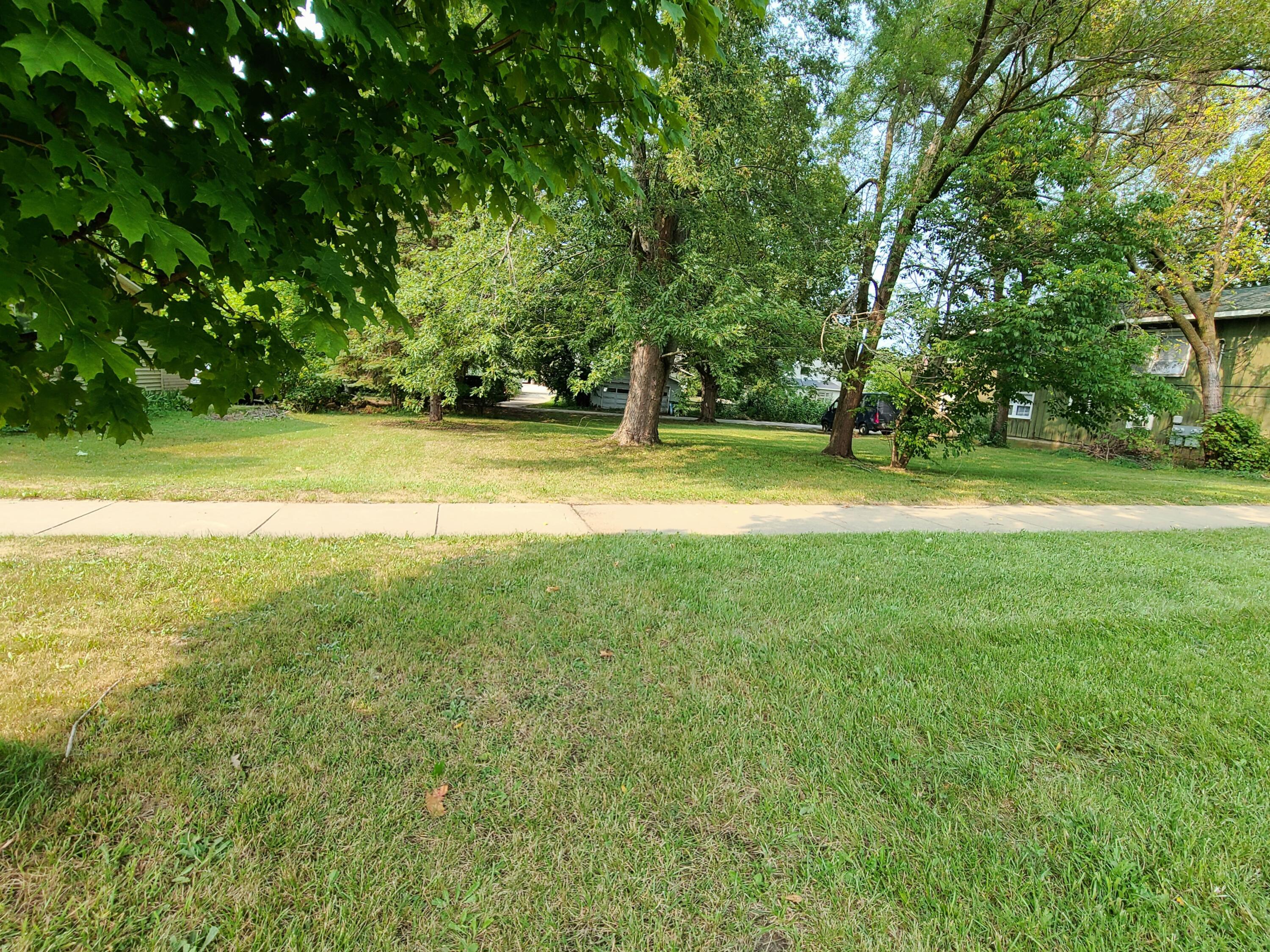 244 W Saint Joseph Street Property Photo 2