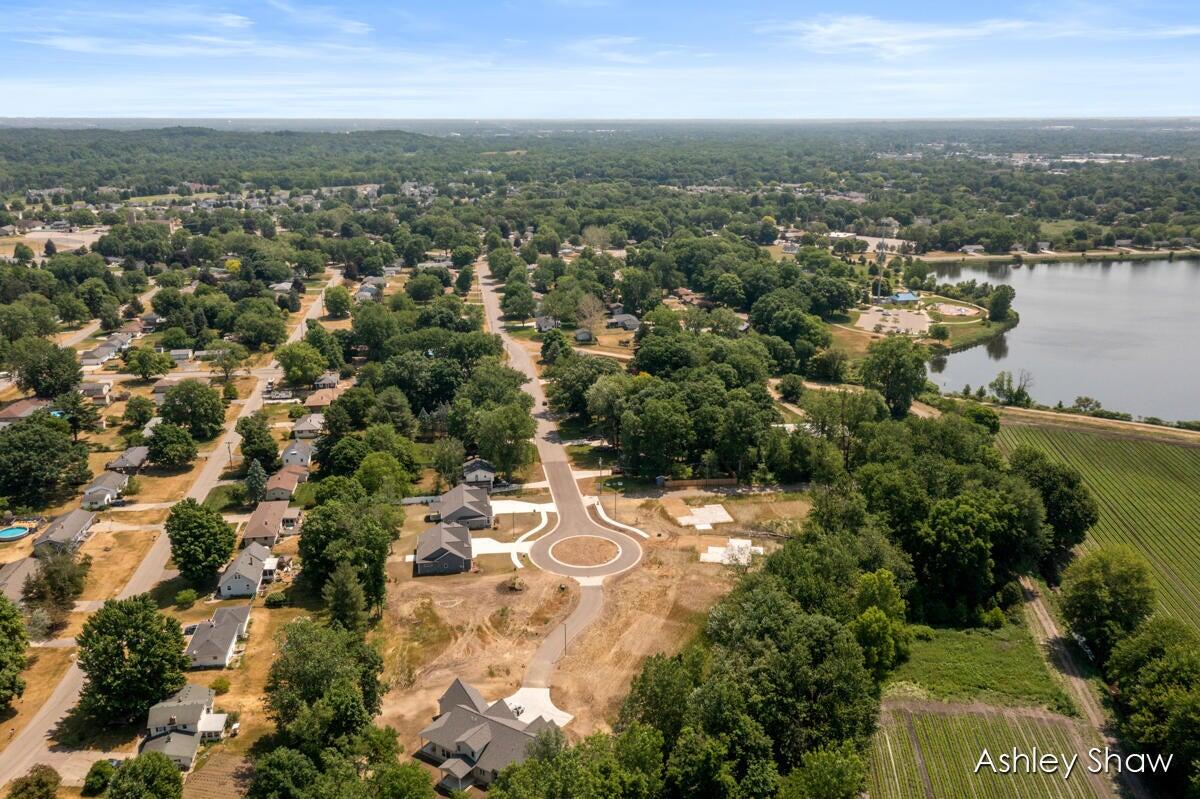 1491 Poppy Point Drive Property Photo 4