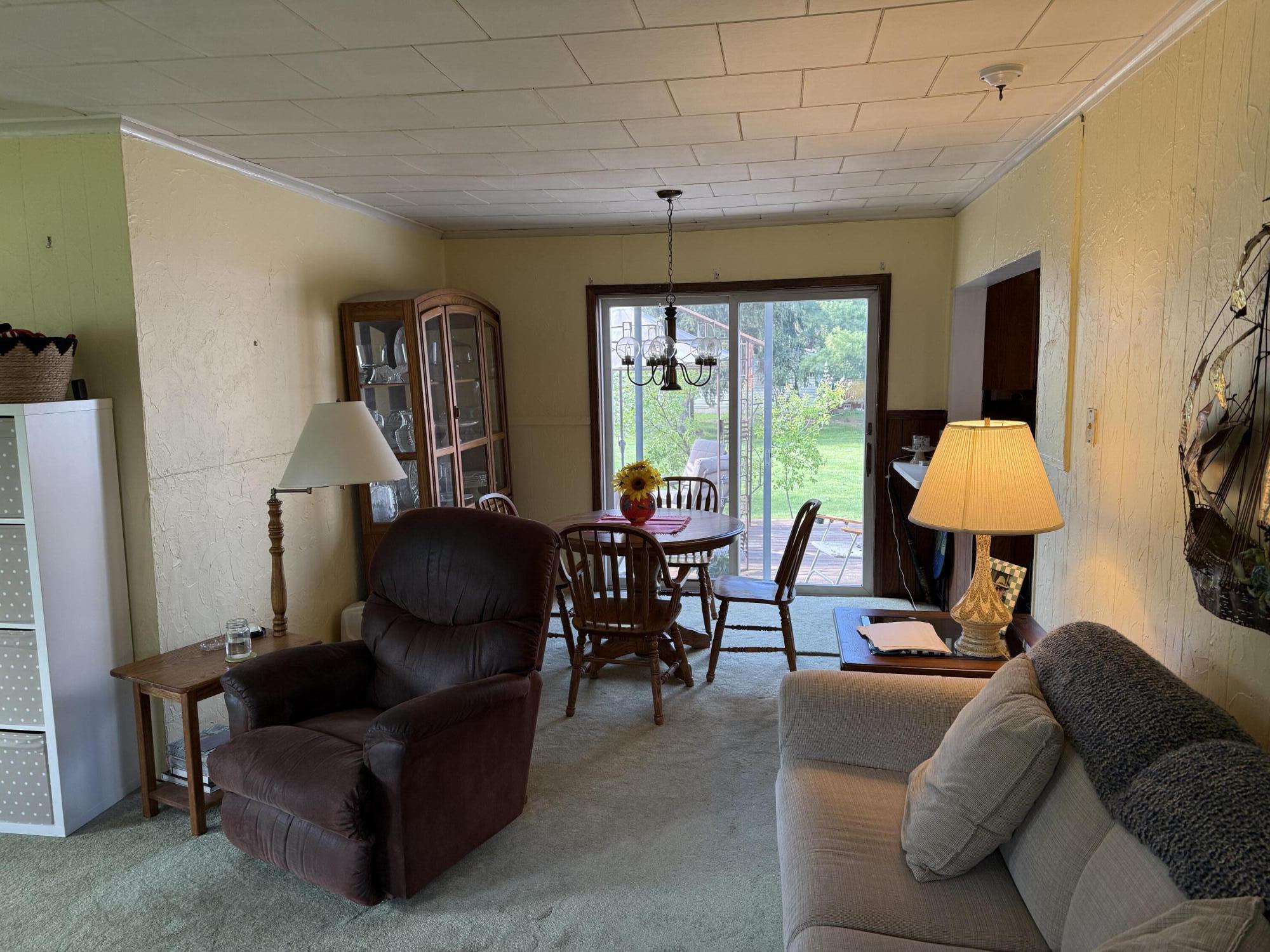 122 N Sherman Street Property Photo 27