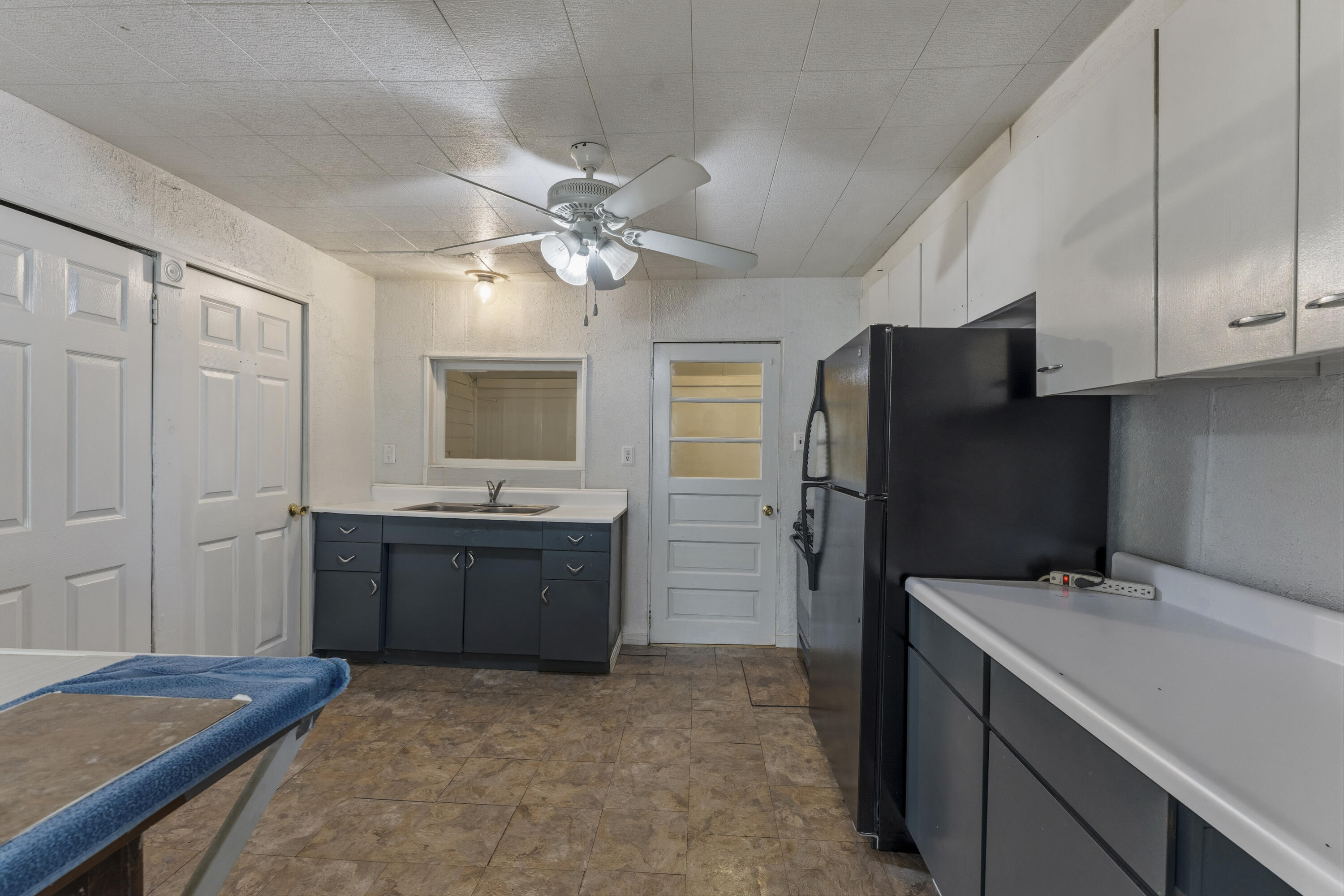 319 S 5th Street Property Photo 10