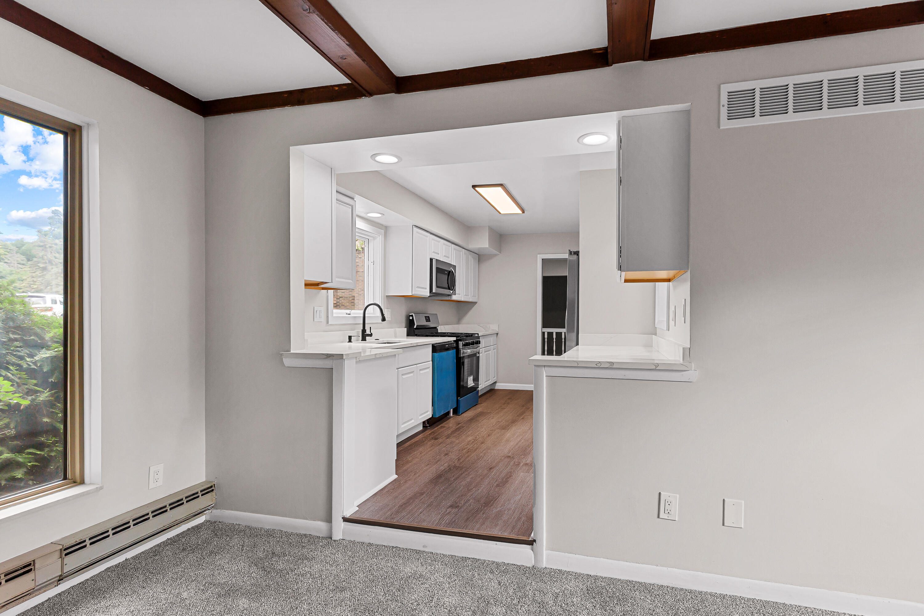 2260 Bordeaux Street Property Photo 19