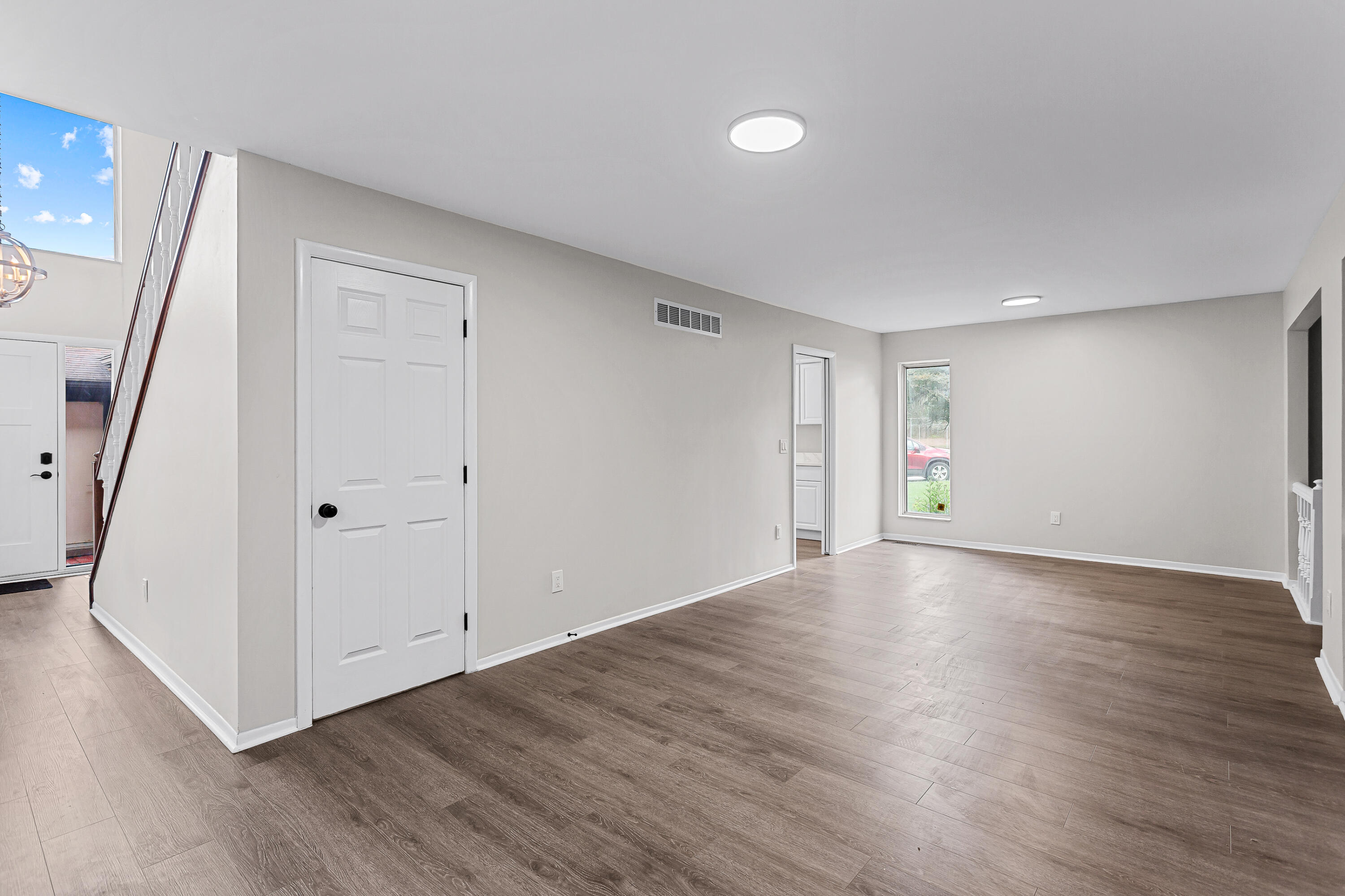 2260 Bordeaux Street Property Photo 27