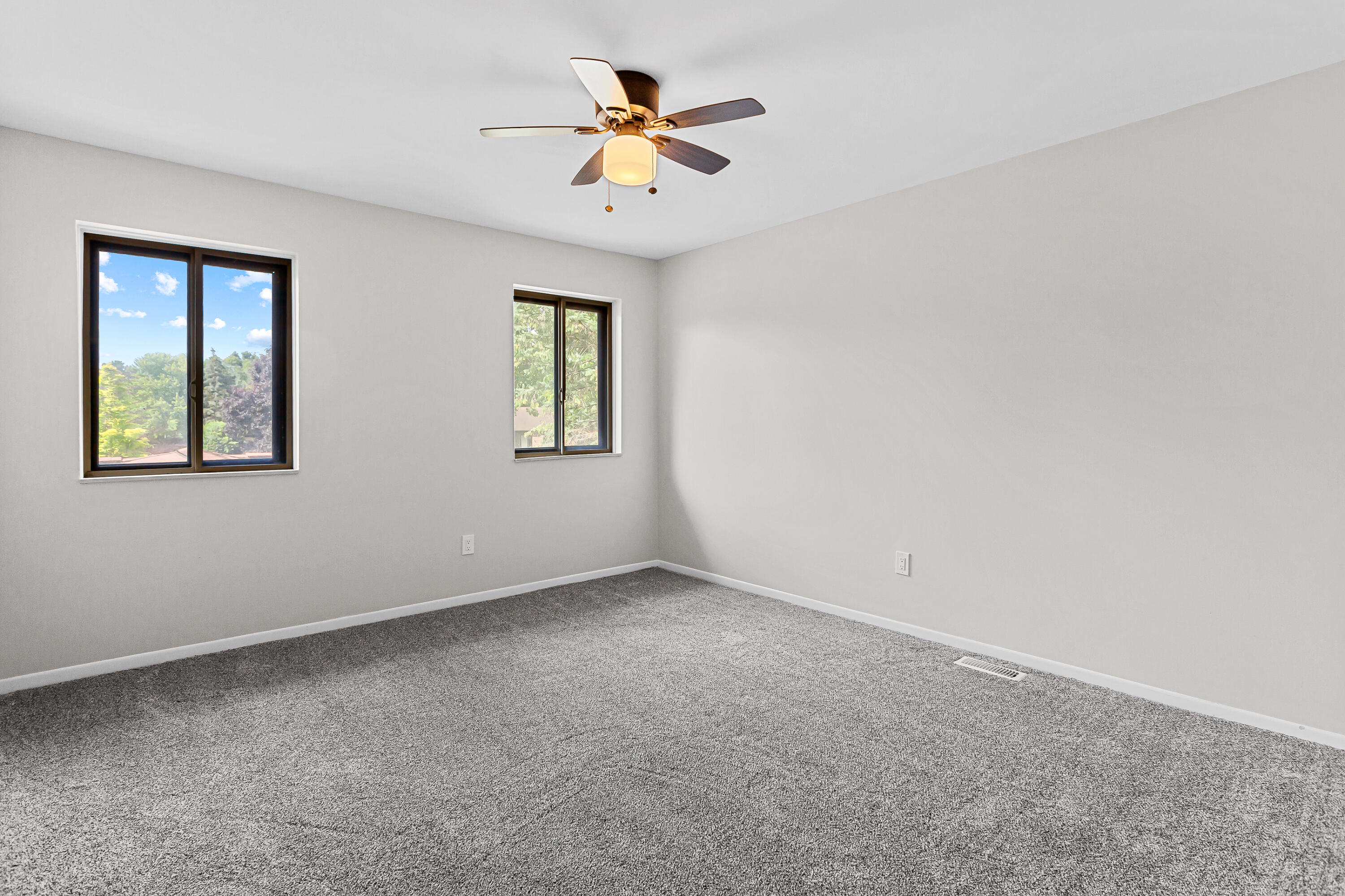 2260 Bordeaux Street Property Photo 40