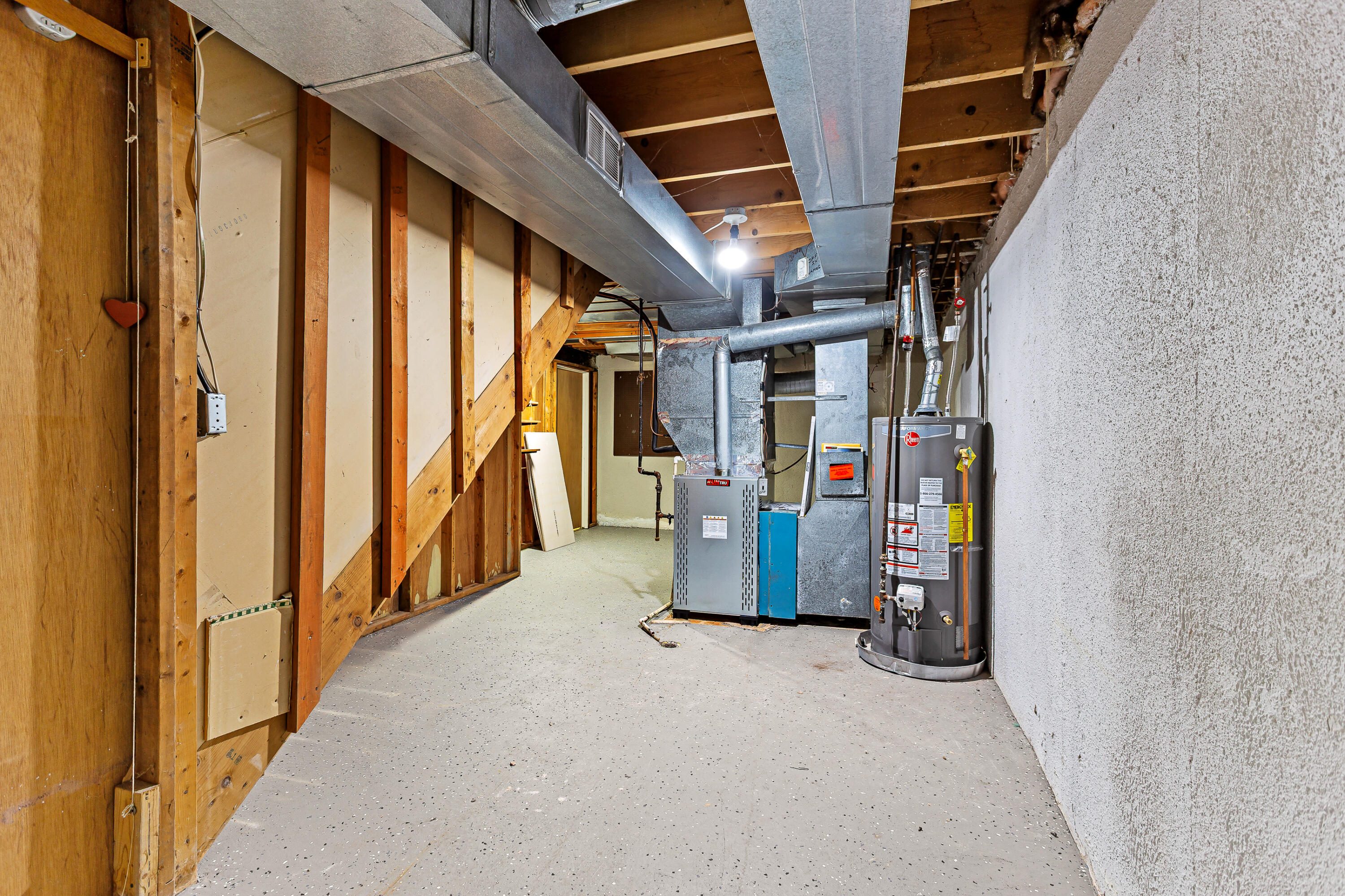 2260 Bordeaux Street Property Photo 48