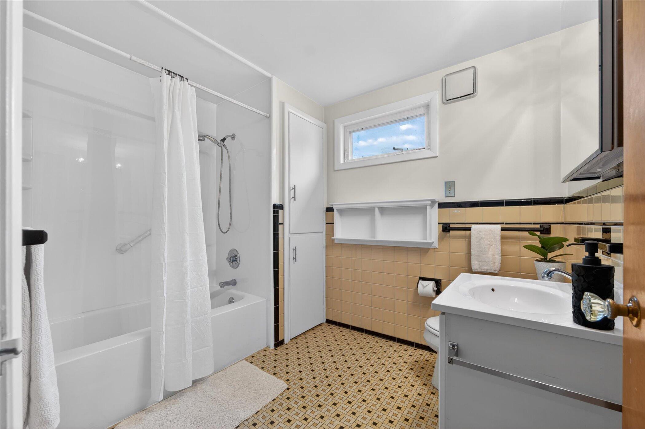 1509 E Stadium Boulevard Property Photo 43