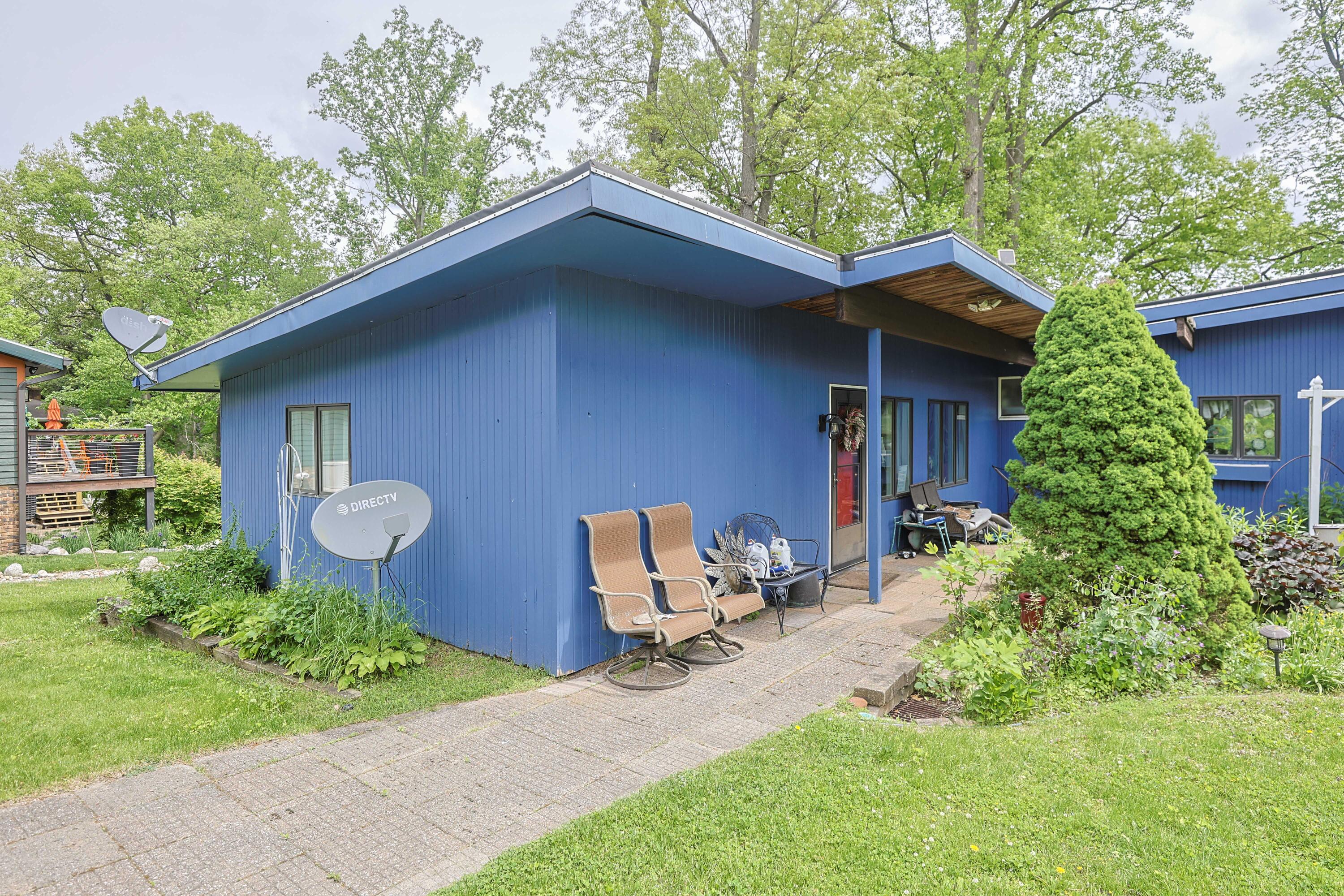 1905 Champlain Drive Property Photo 8