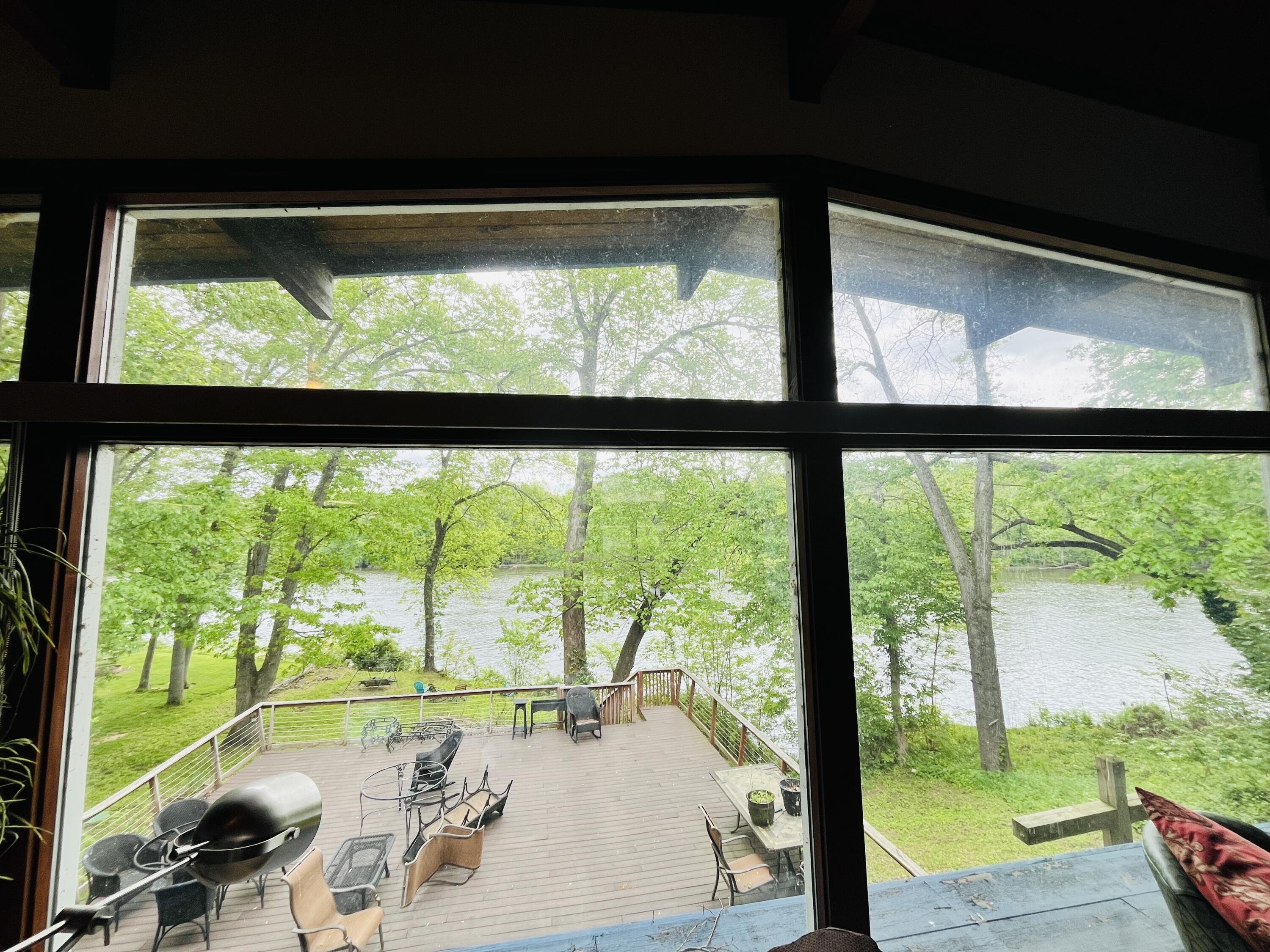 1905 Champlain Drive Property Photo 14