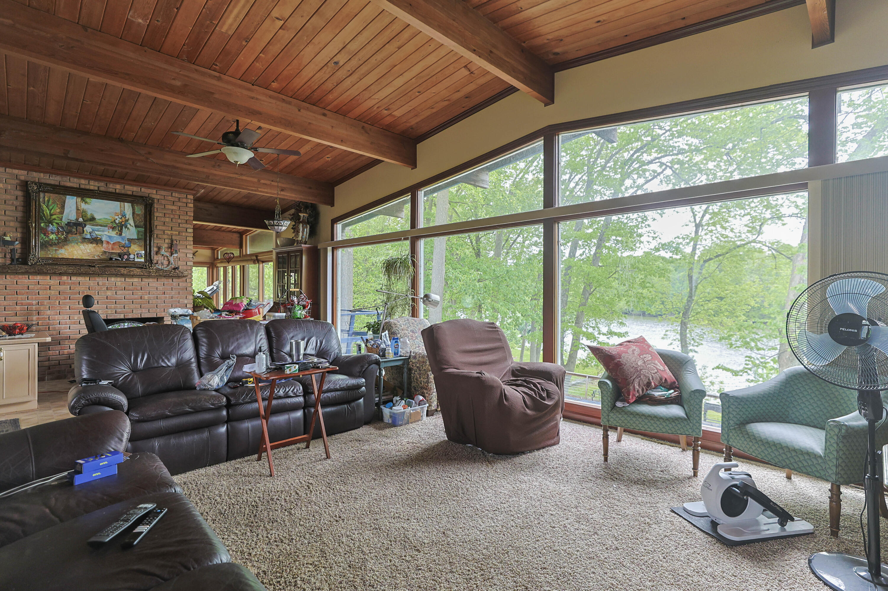 1905 Champlain Drive Property Photo 15