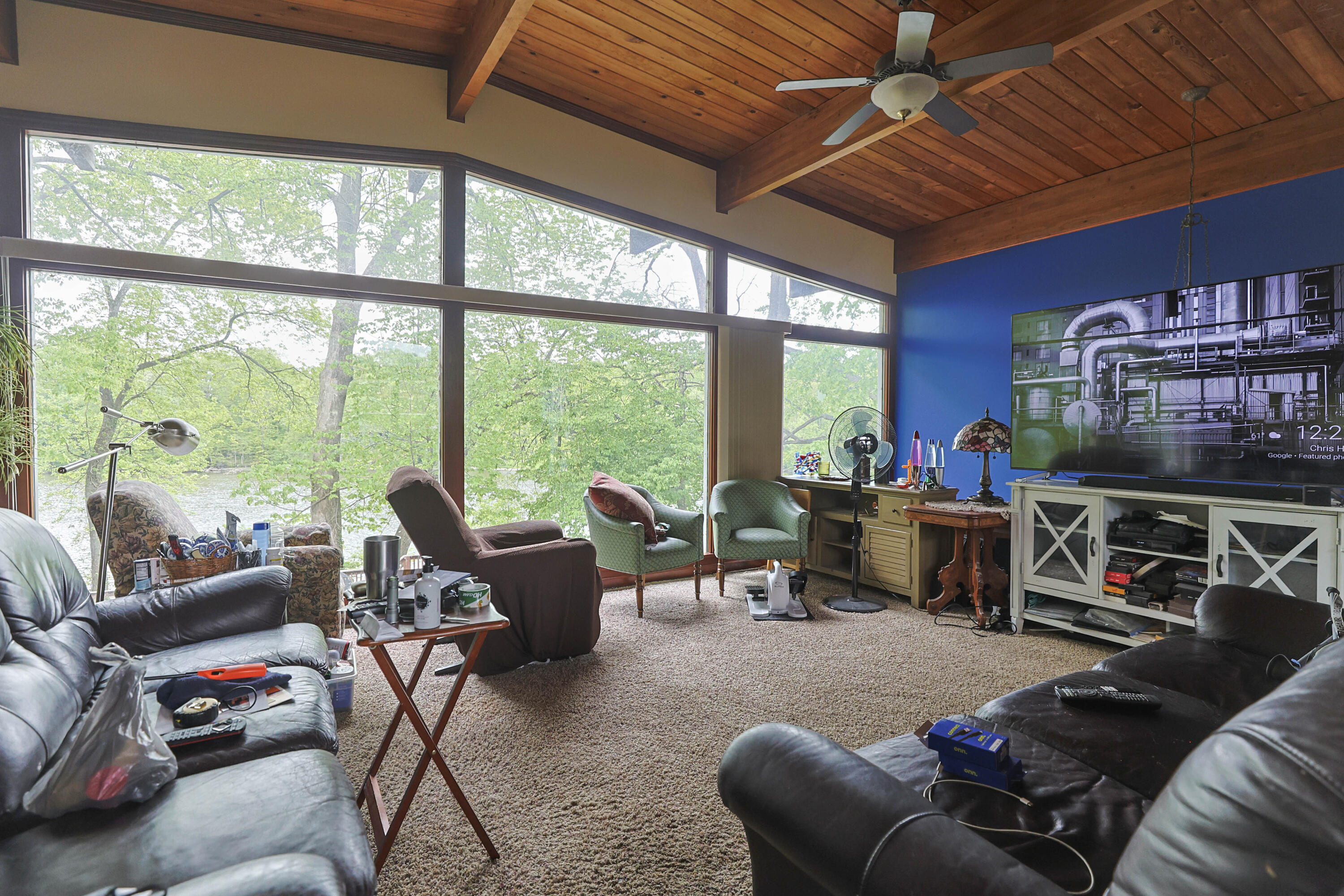 1905 Champlain Drive Property Photo 17
