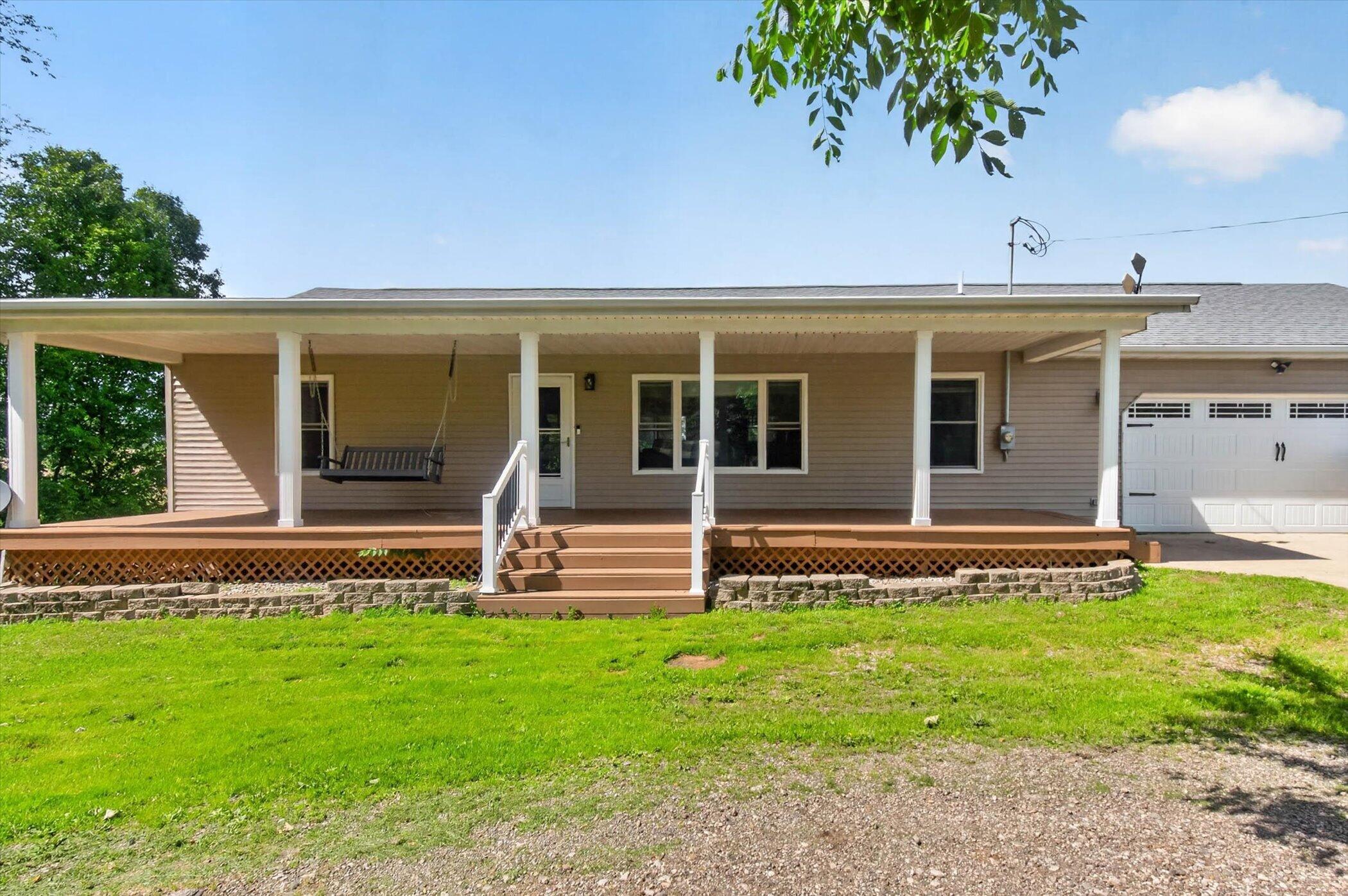 4722 Root Station Road Property Photo 3