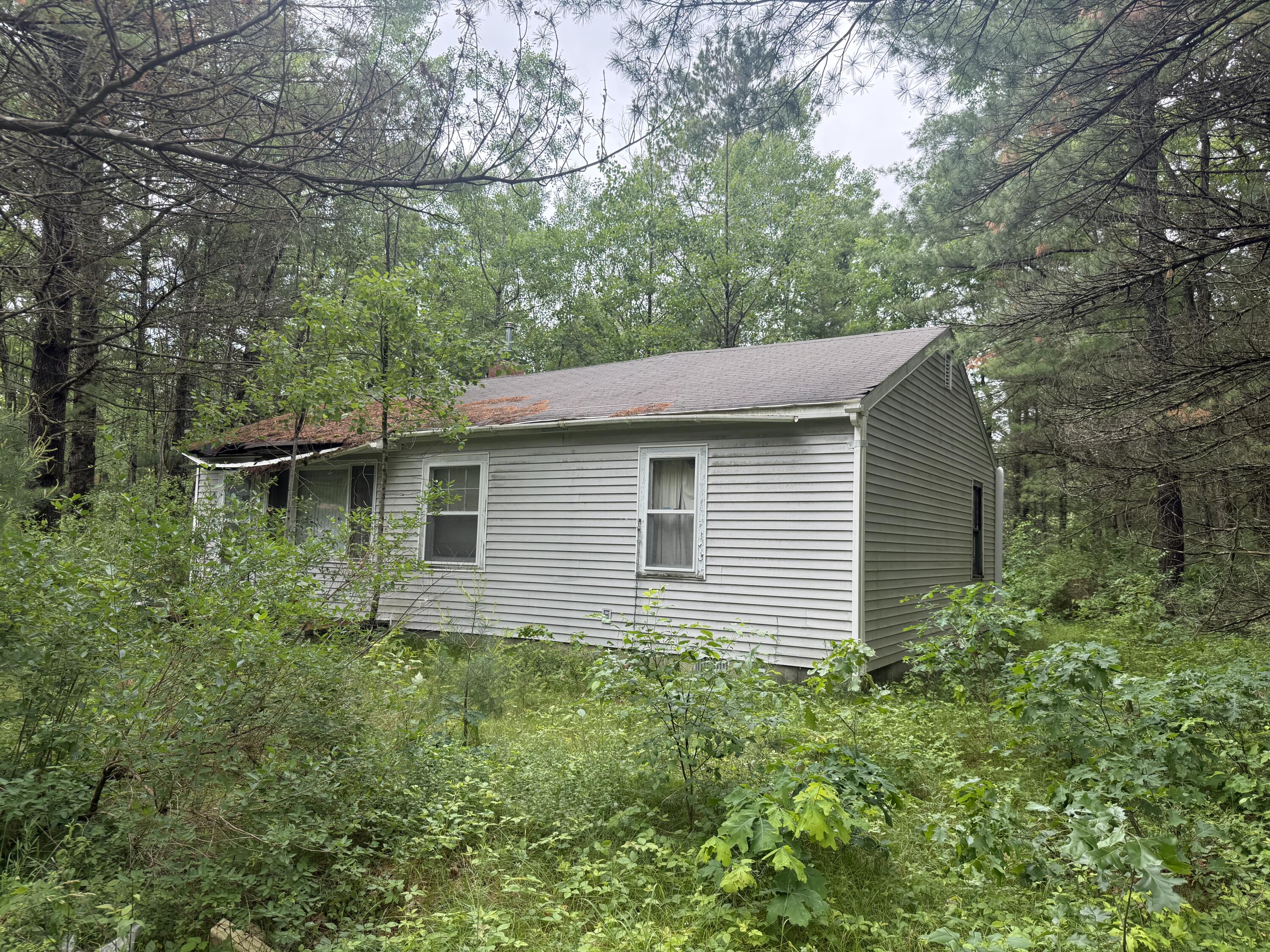 1578 Chestwood Property Photo 1