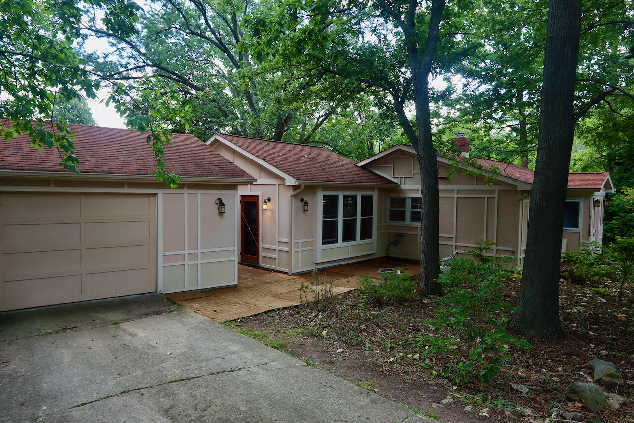 611 Robin Road Property Photo 28