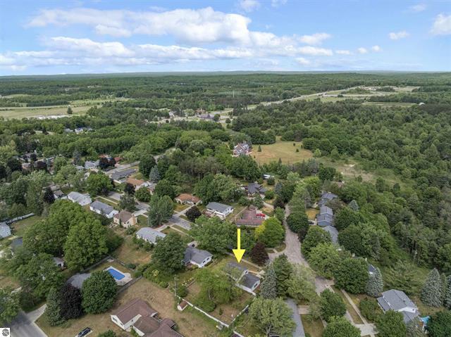424 Crestview Place Property Photo 7