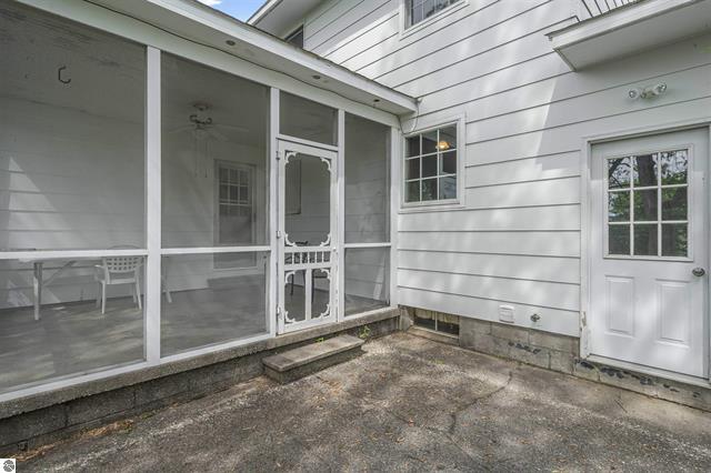 424 Crestview Place Property Photo 27