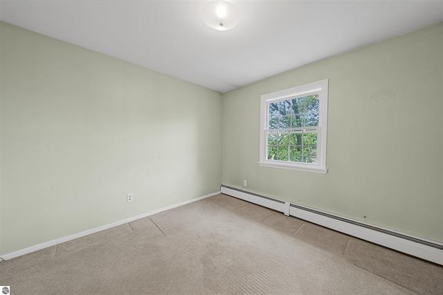 424 Crestview Place Property Photo 38