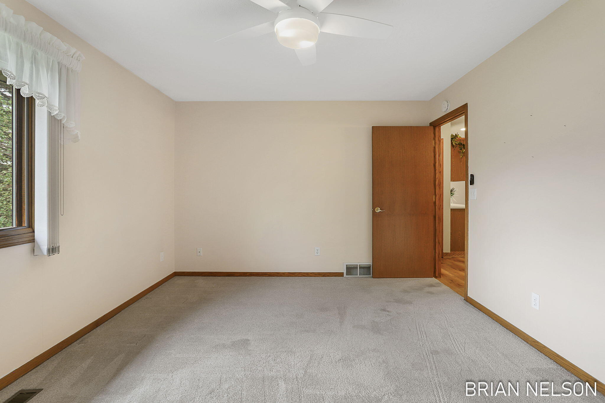 205 Parkside Drive Property Photo 14