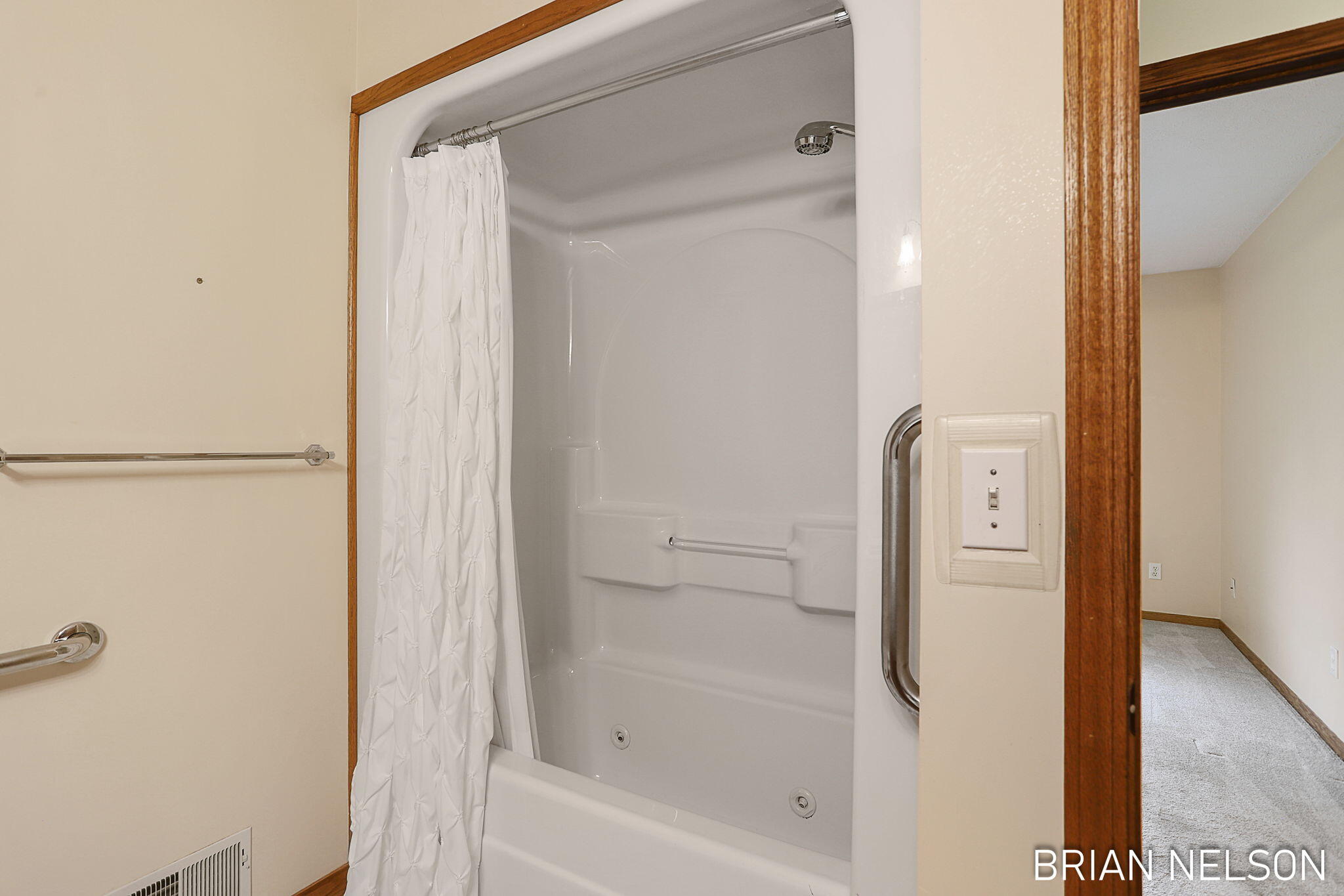 205 Parkside Drive Property Photo 17