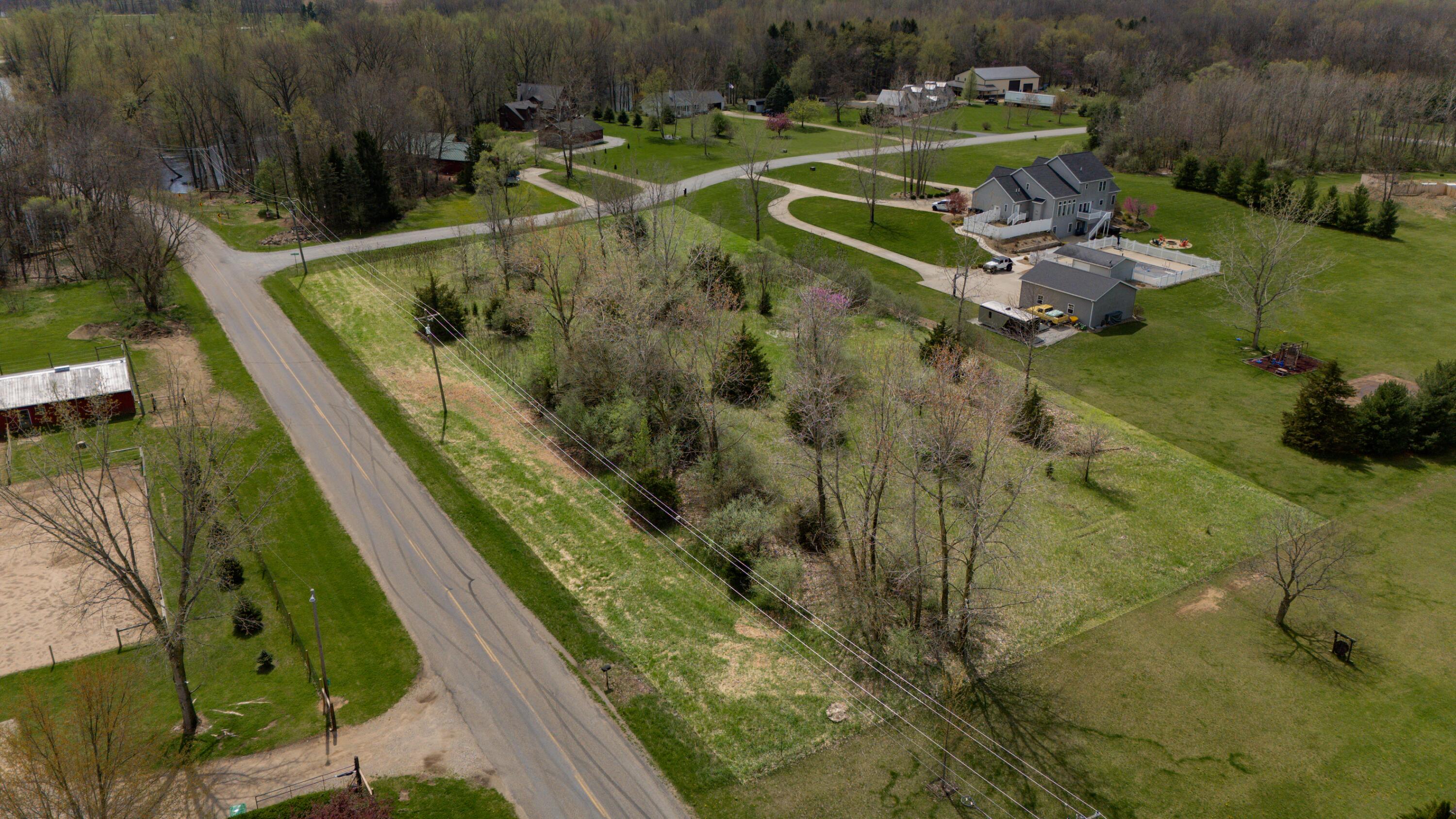 13988 Rivercrest Drive Property Photo 2