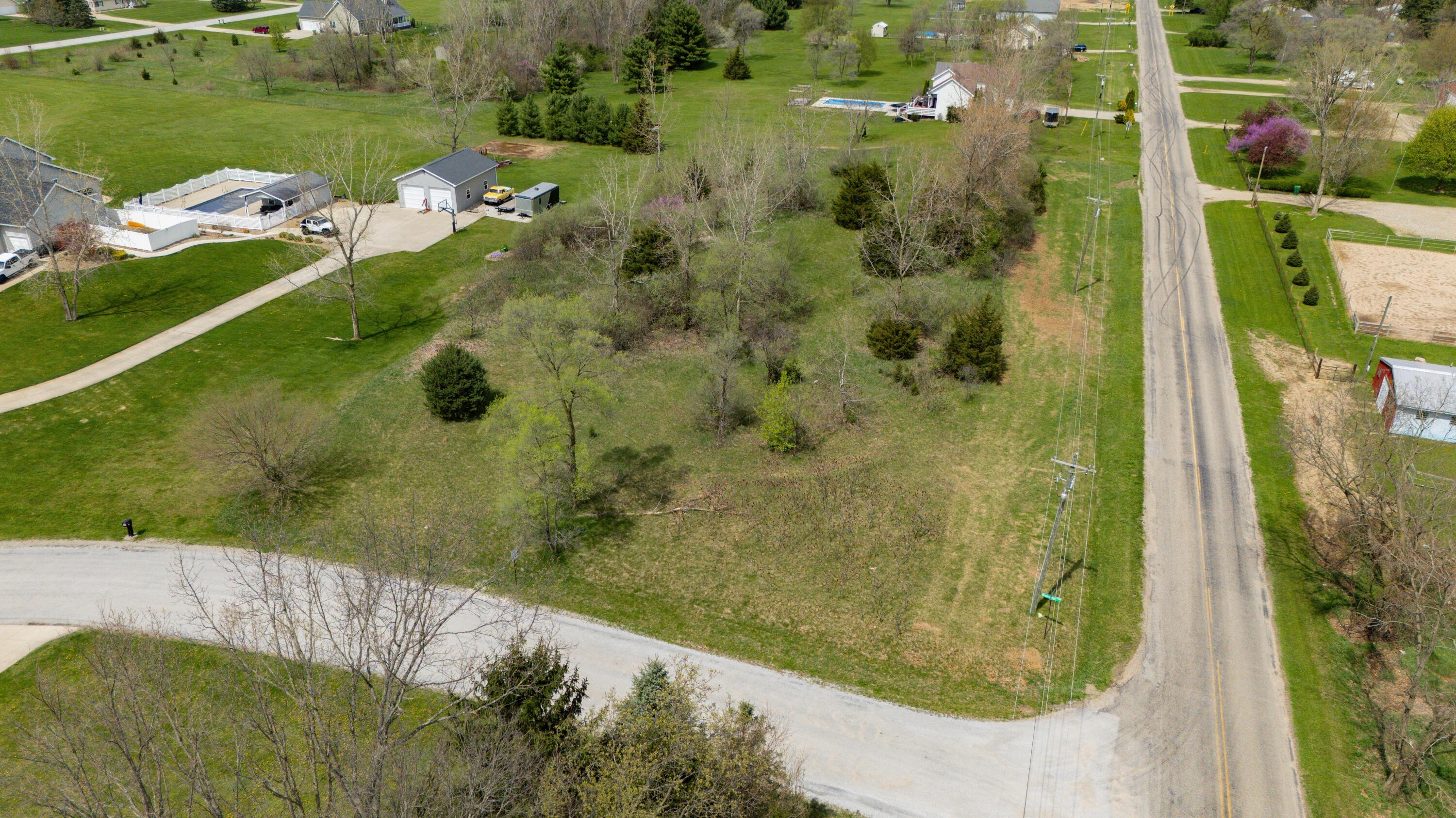 13988 Rivercrest Drive Property Photo 3