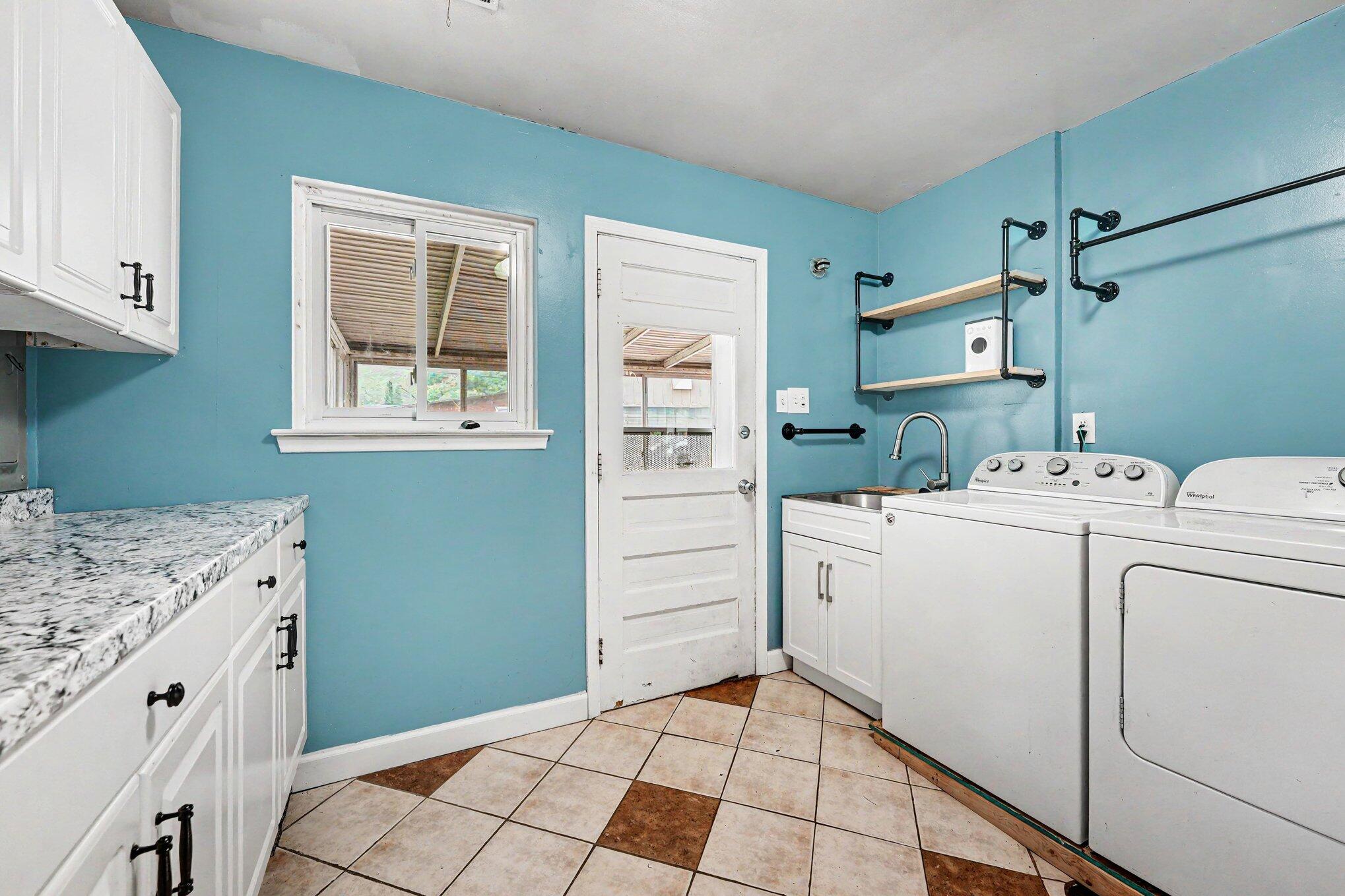 28083 Stuart Avenue Property Photo 19