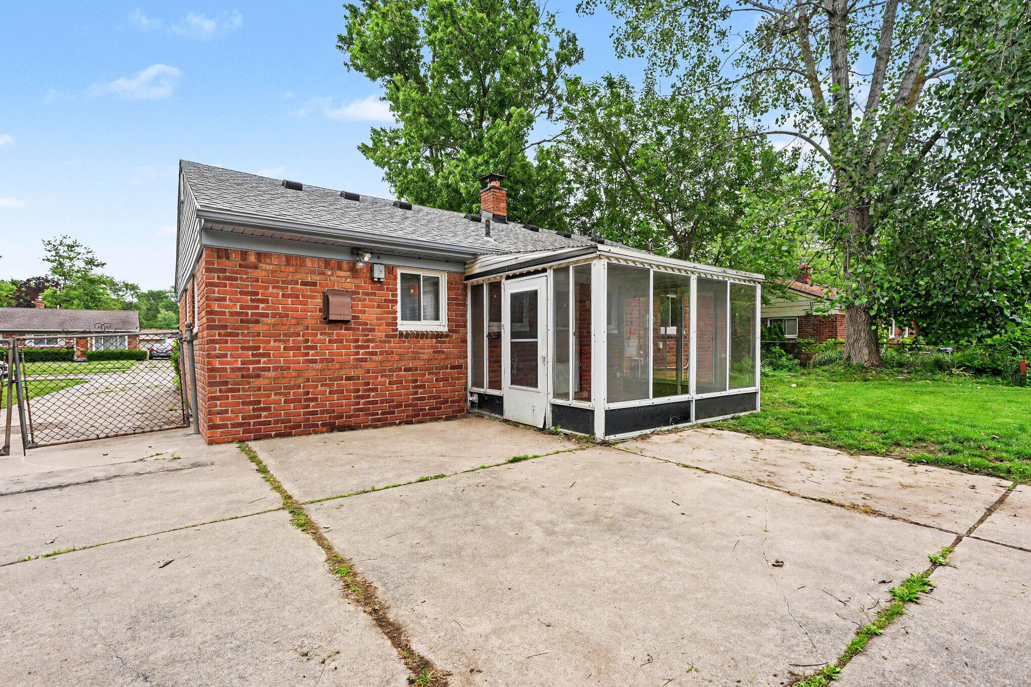 28083 Stuart Avenue Property Photo 26