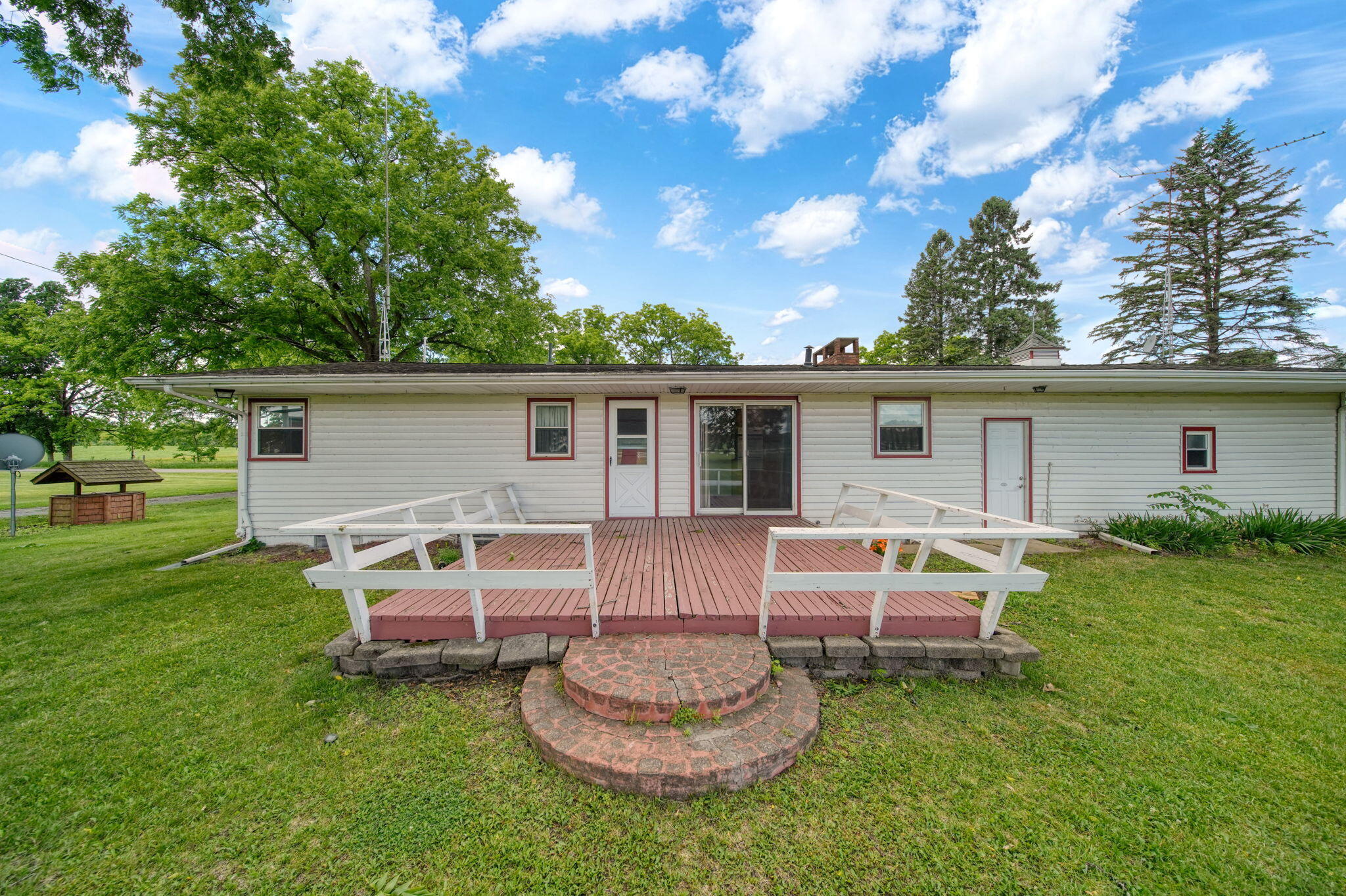 9801 Peterson Road Property Photo 12