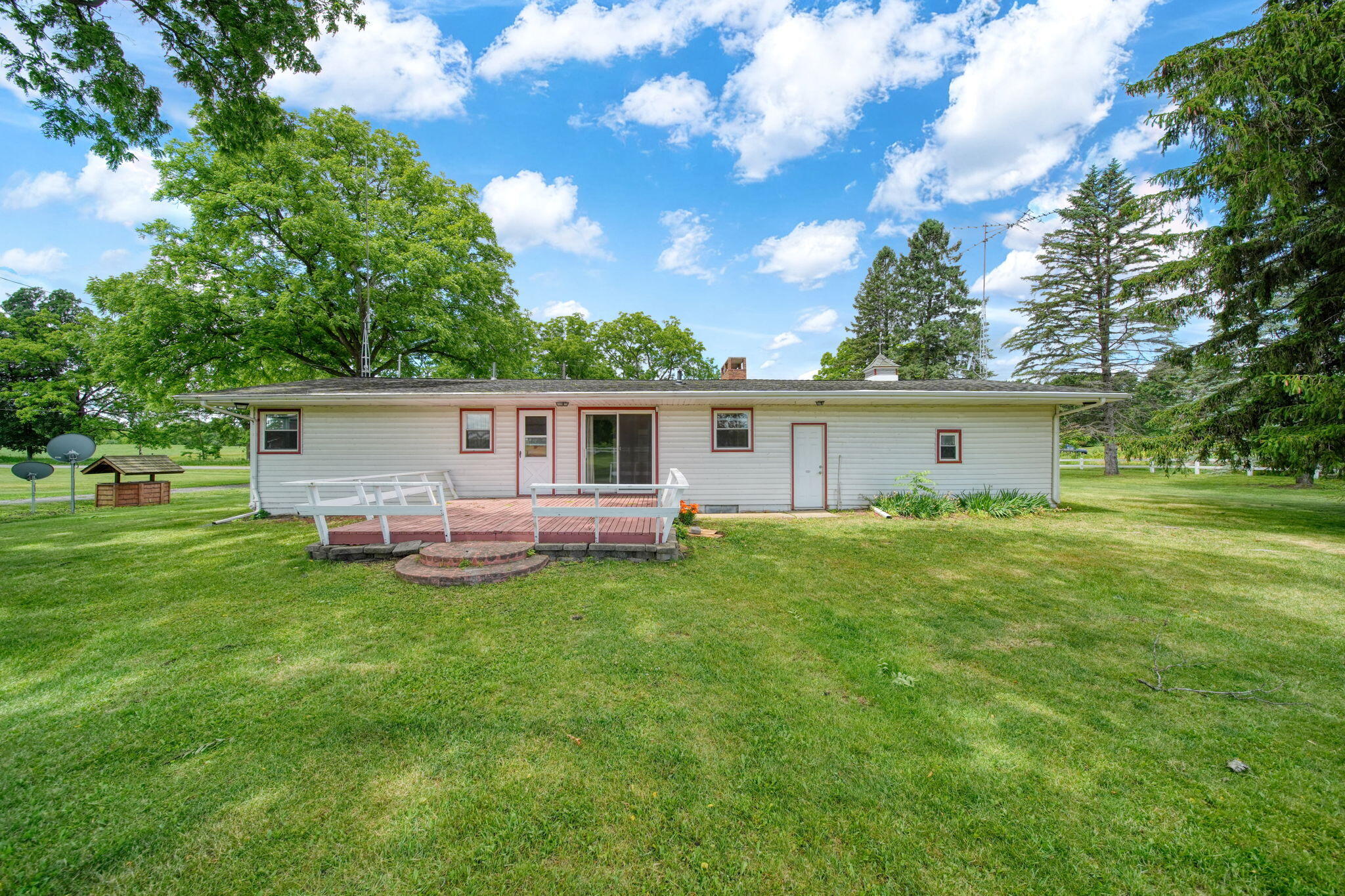 9801 Peterson Road Property Photo 13