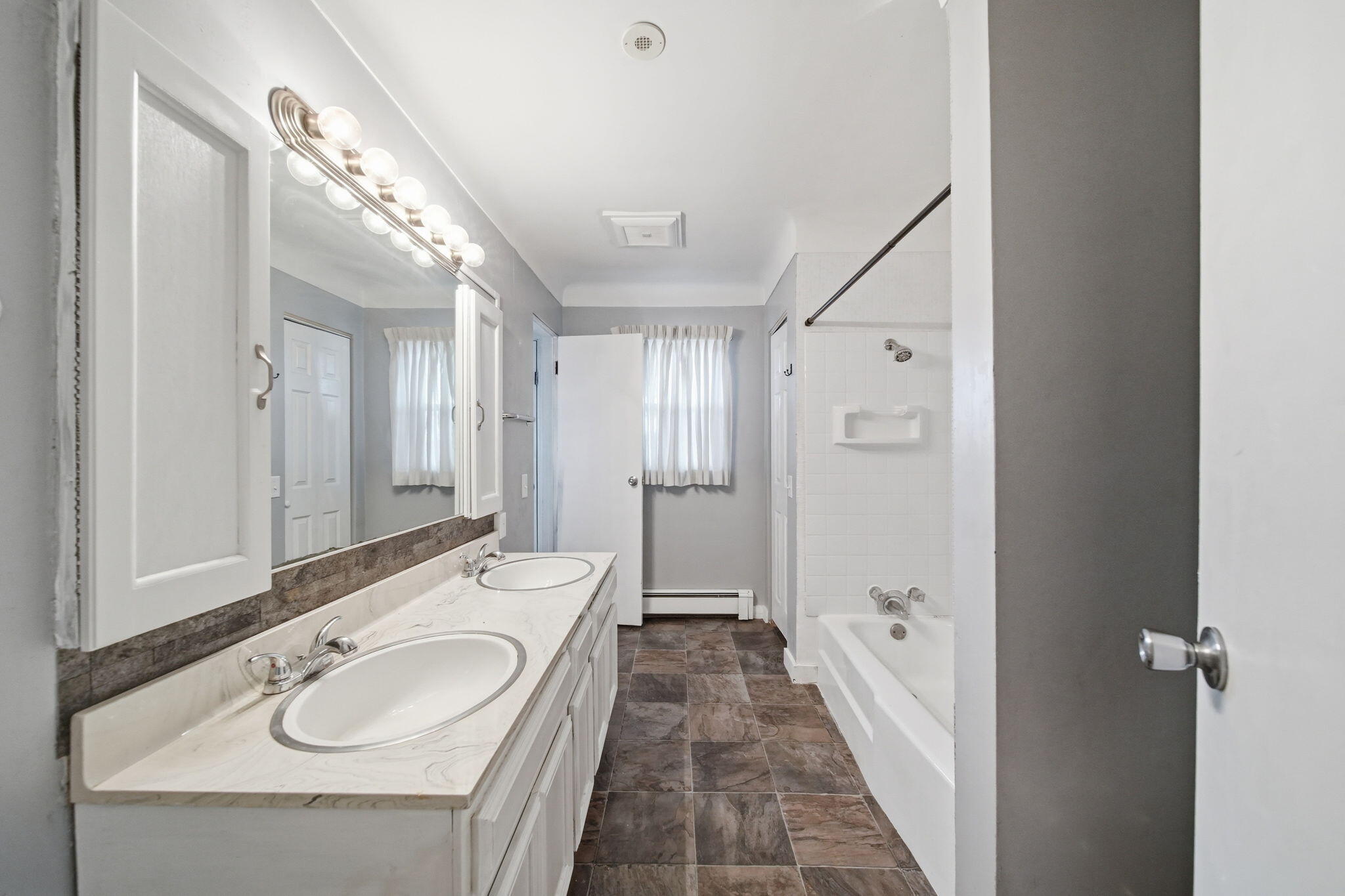 9801 Peterson Road Property Photo 31