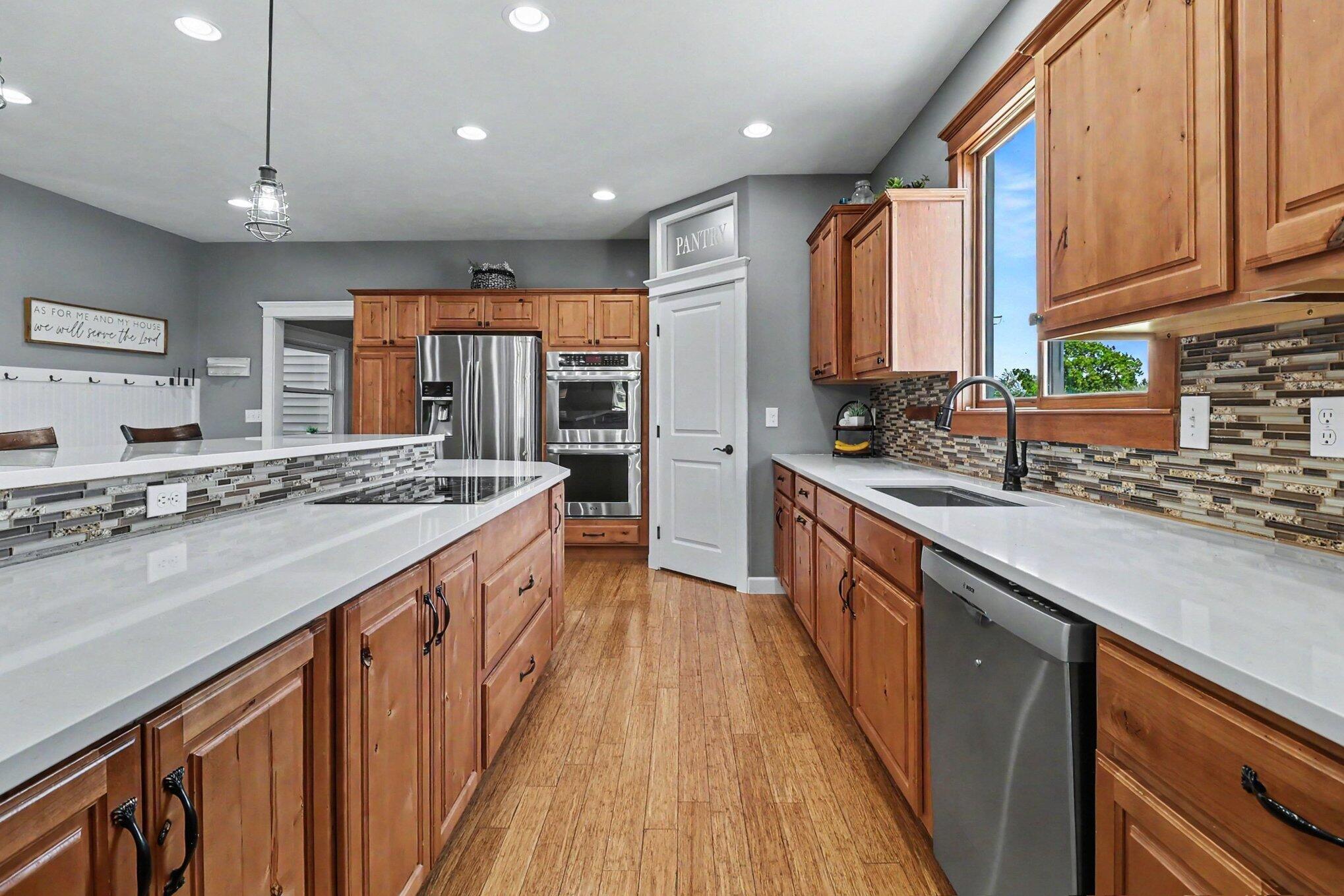 1415 First Street Property Photo 9