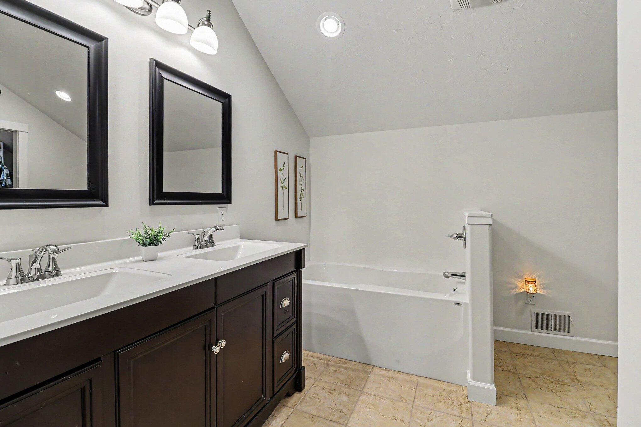 1415 First Street Property Photo 16