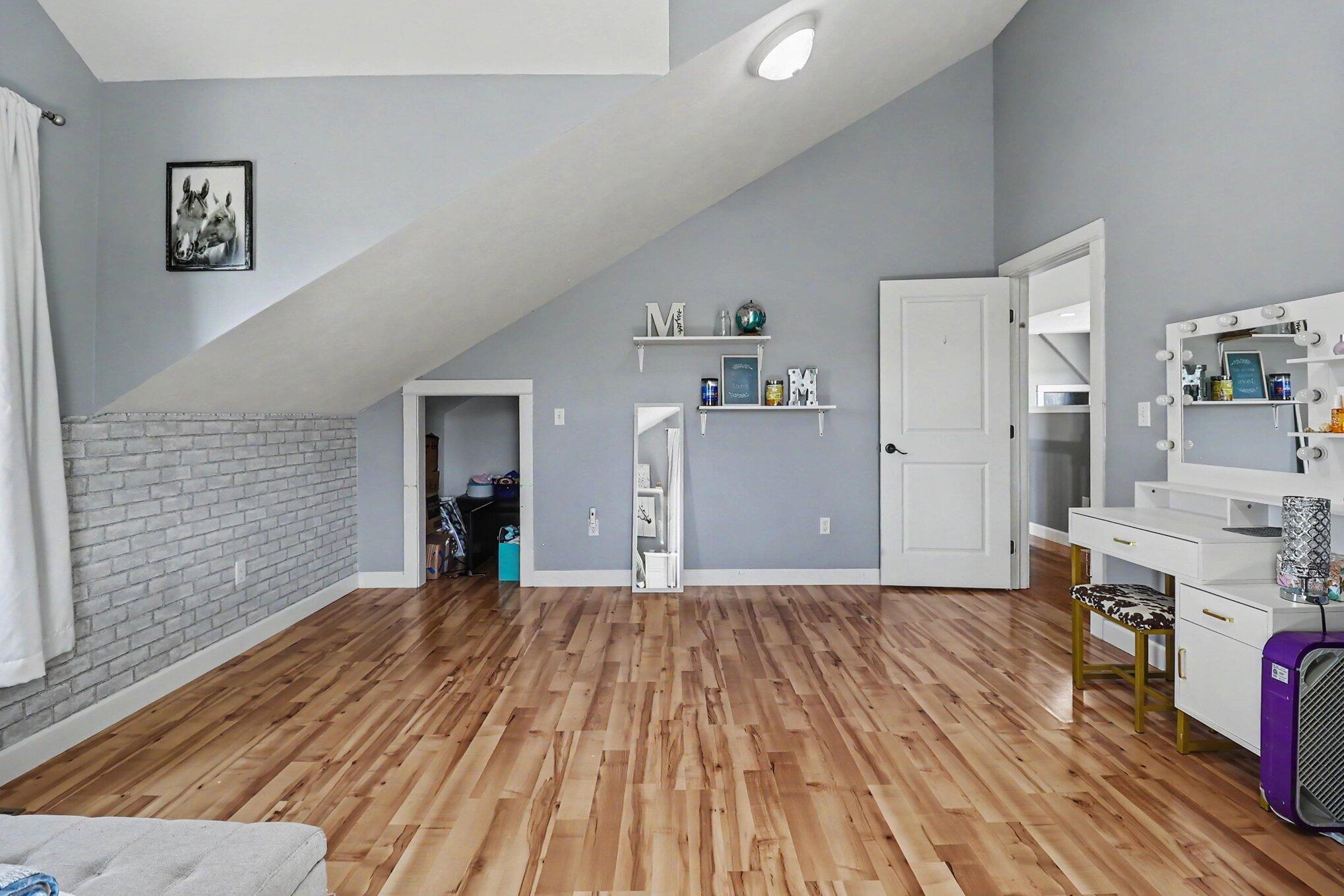 1415 First Street Property Photo 18