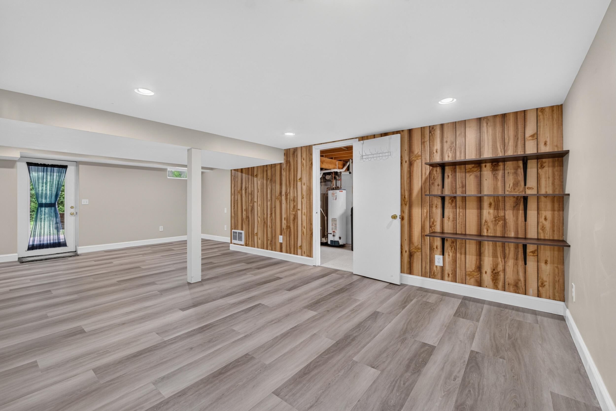 6276 Burning Tree Street Property Photo 44