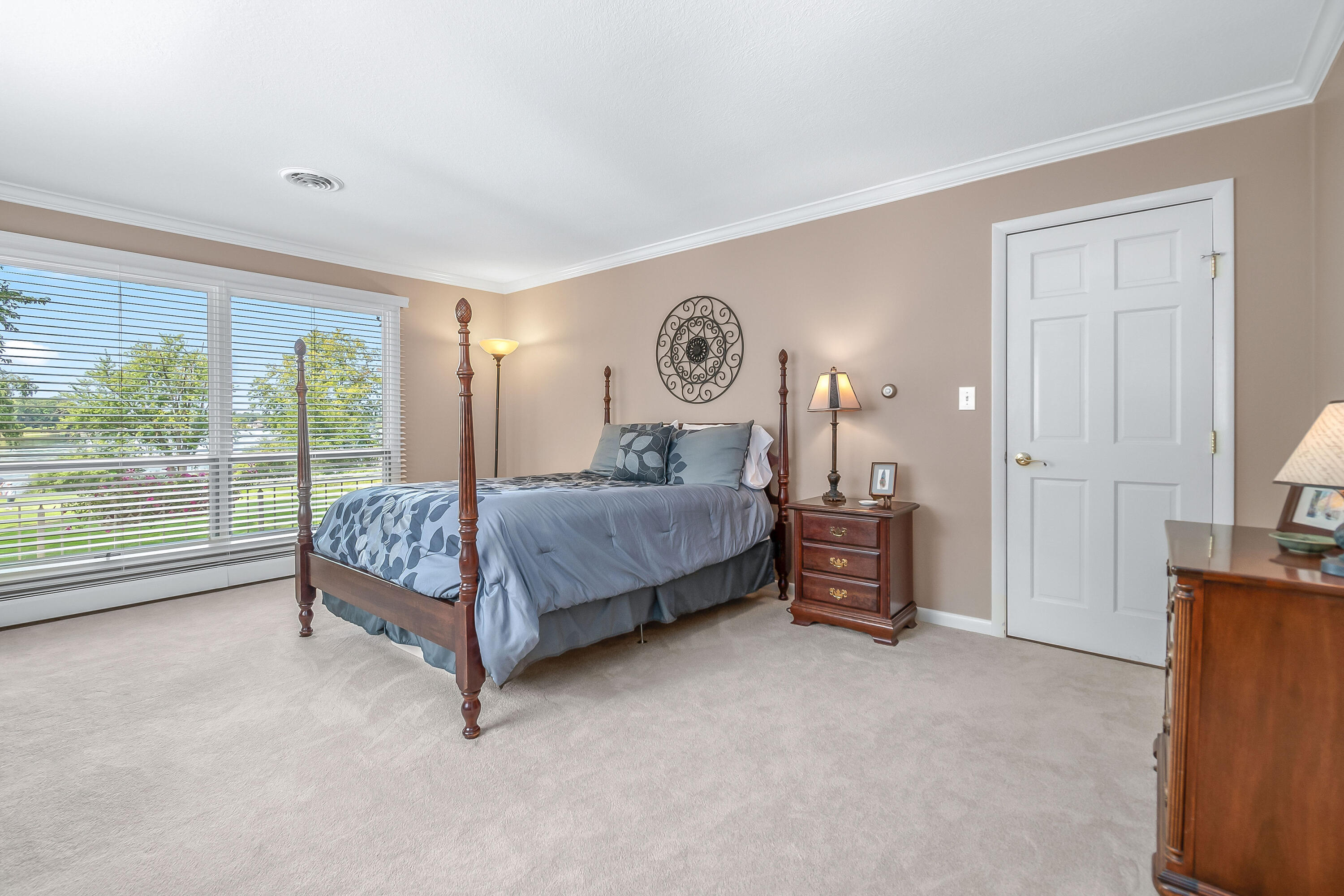 686 Leonard Drive Property Photo 19