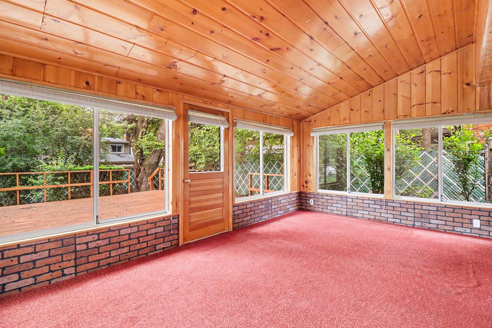 2819 Yost Boulevard Property Photo 10