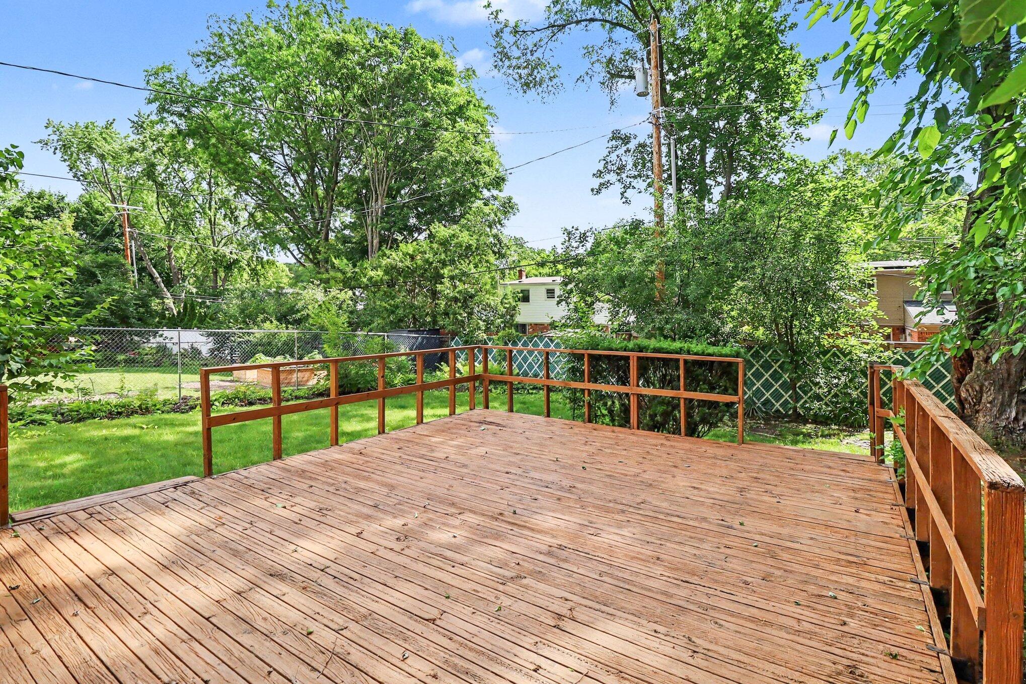 2819 Yost Boulevard Property Photo 25